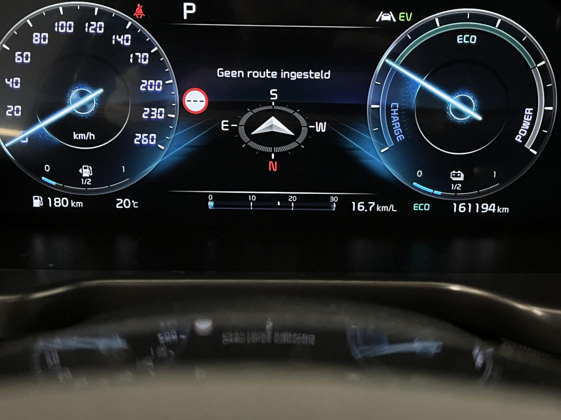 Kia Sorento met kenteken N-864-XJ – dashboard