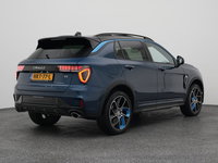 Lynk & Co 01 met kenteken HKT-77-L – dashboard