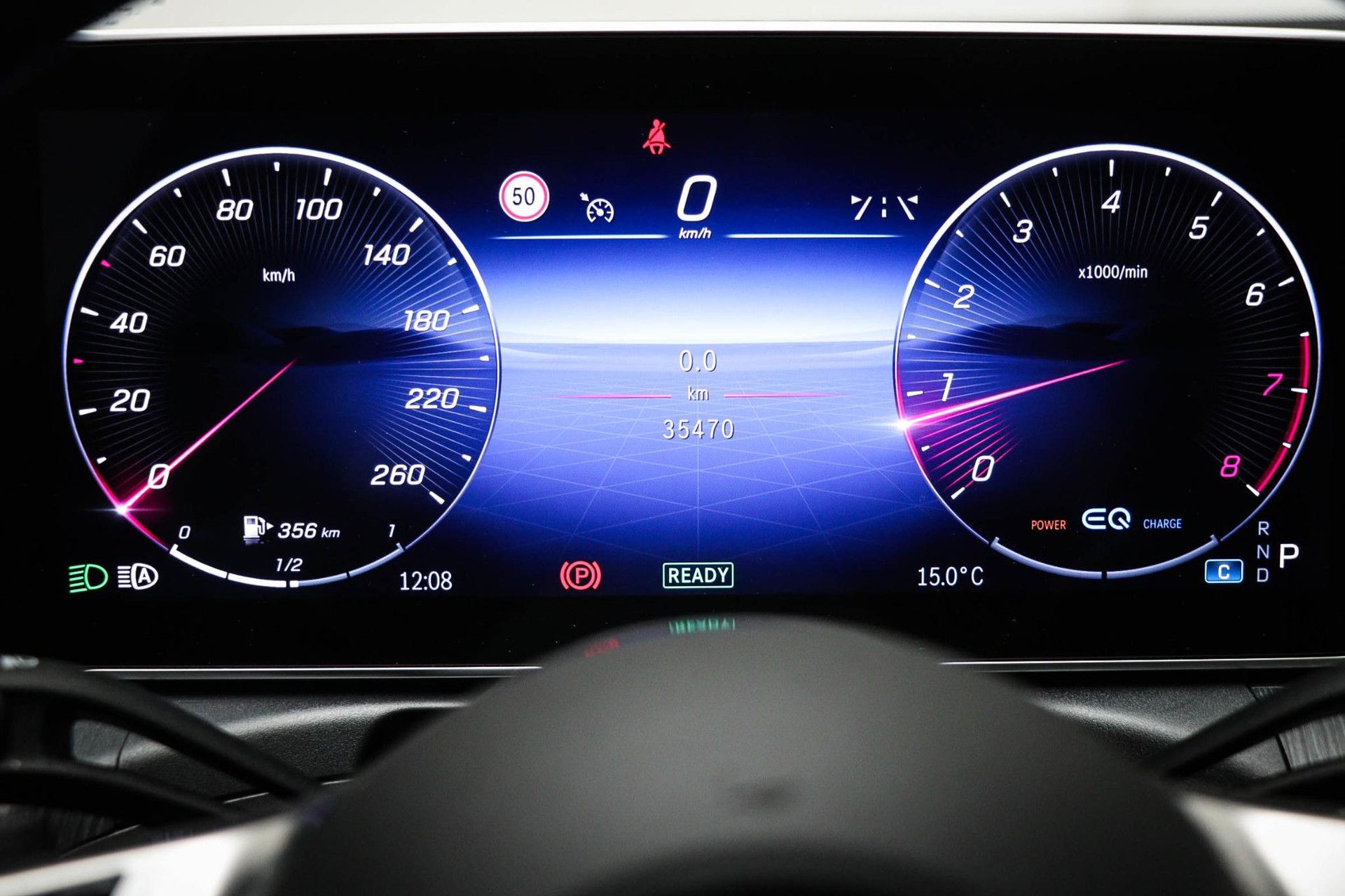 Mercedes-Benz C-Klasse met kenteken N-947-PP – detailfoto