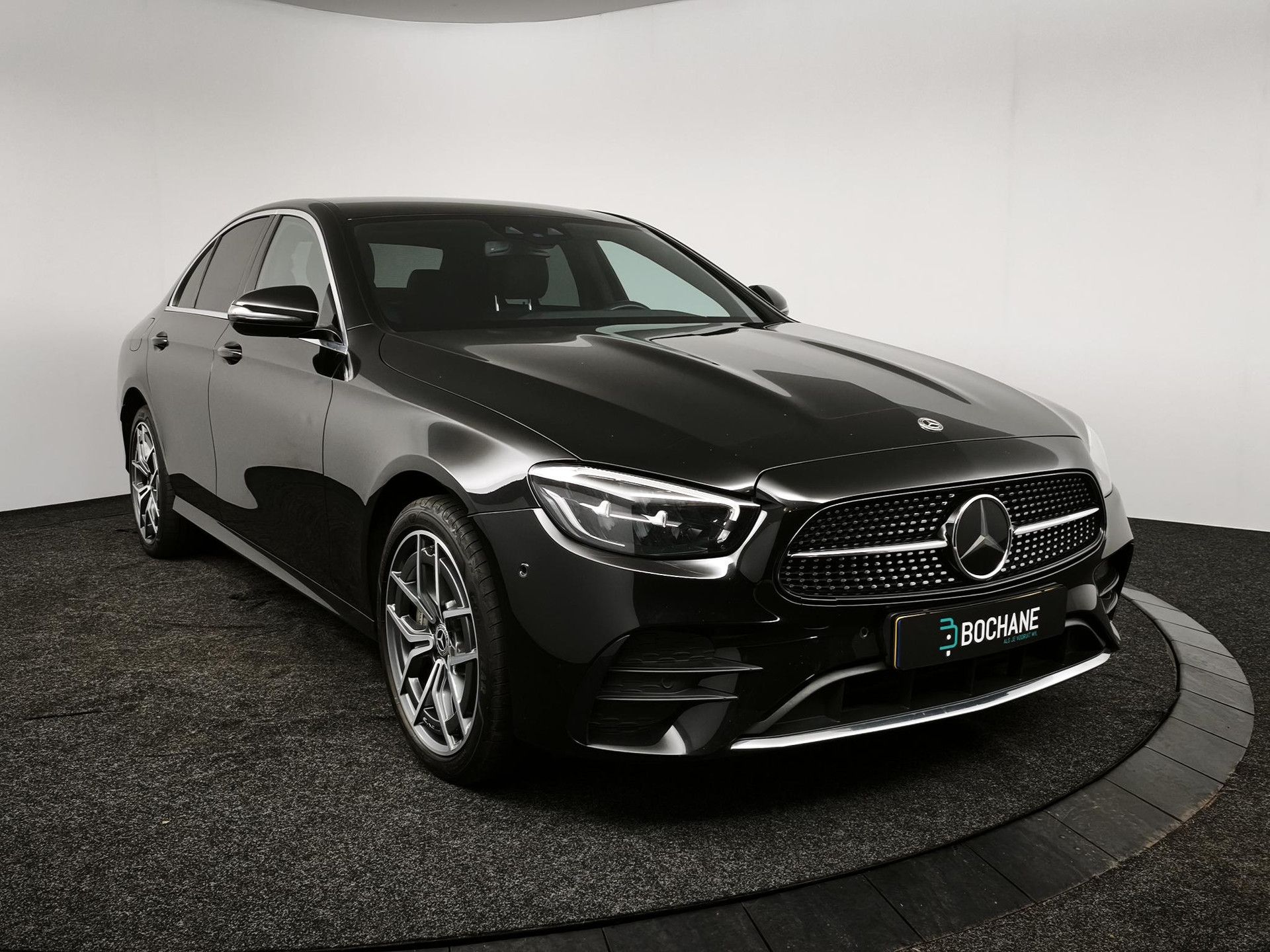 Mercedes-Benz E-Klasse met kenteken KHH-63-Z – detailfoto