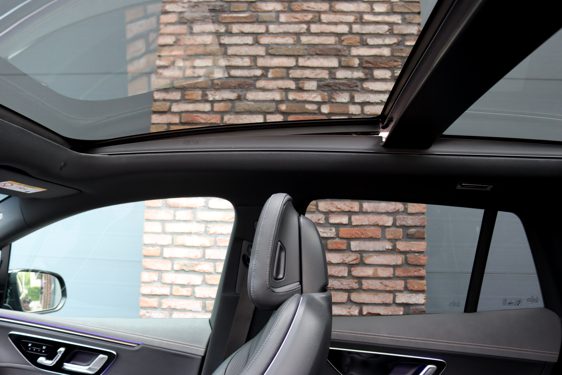 Mercedes-Benz EQE – dashboard