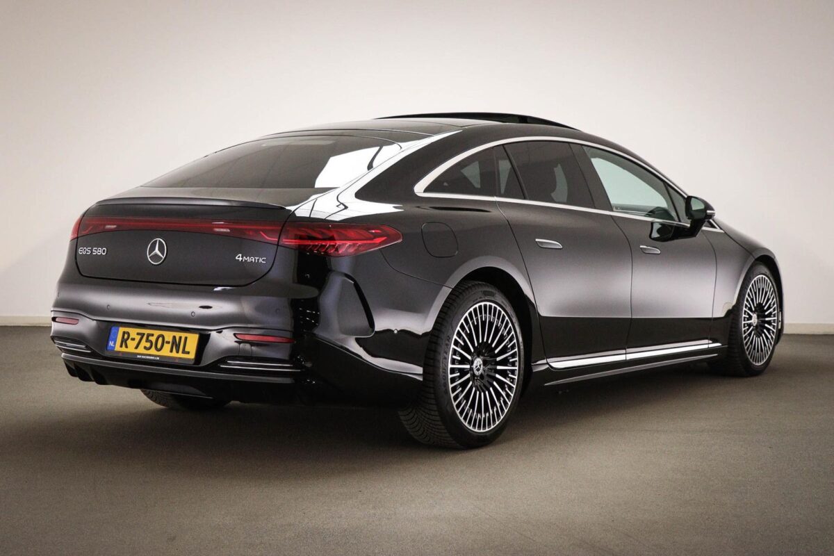 Mercedes-Benz EQS