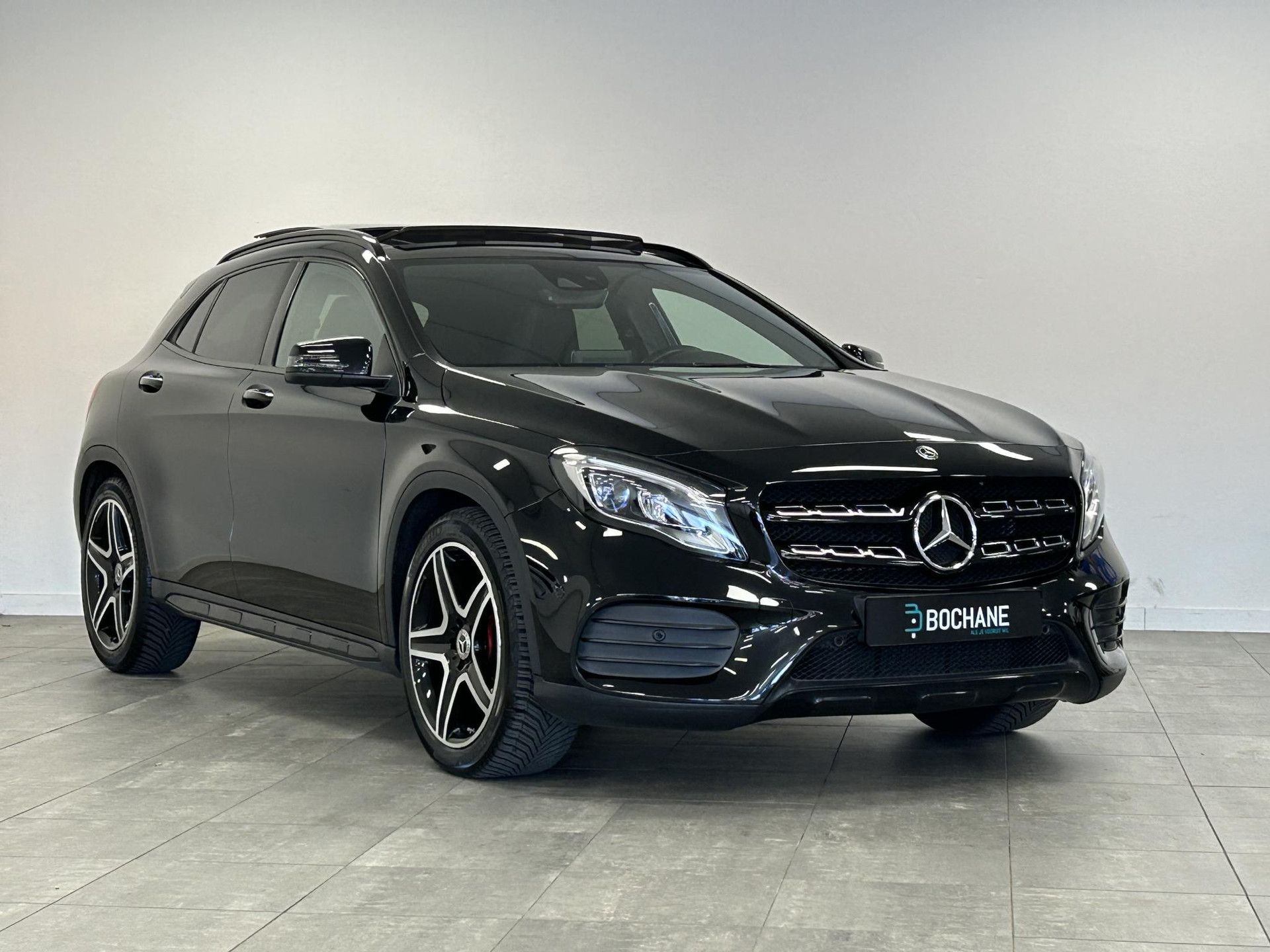 Mercedes-Benz GLA met kenteken G-756-HR – detailfoto