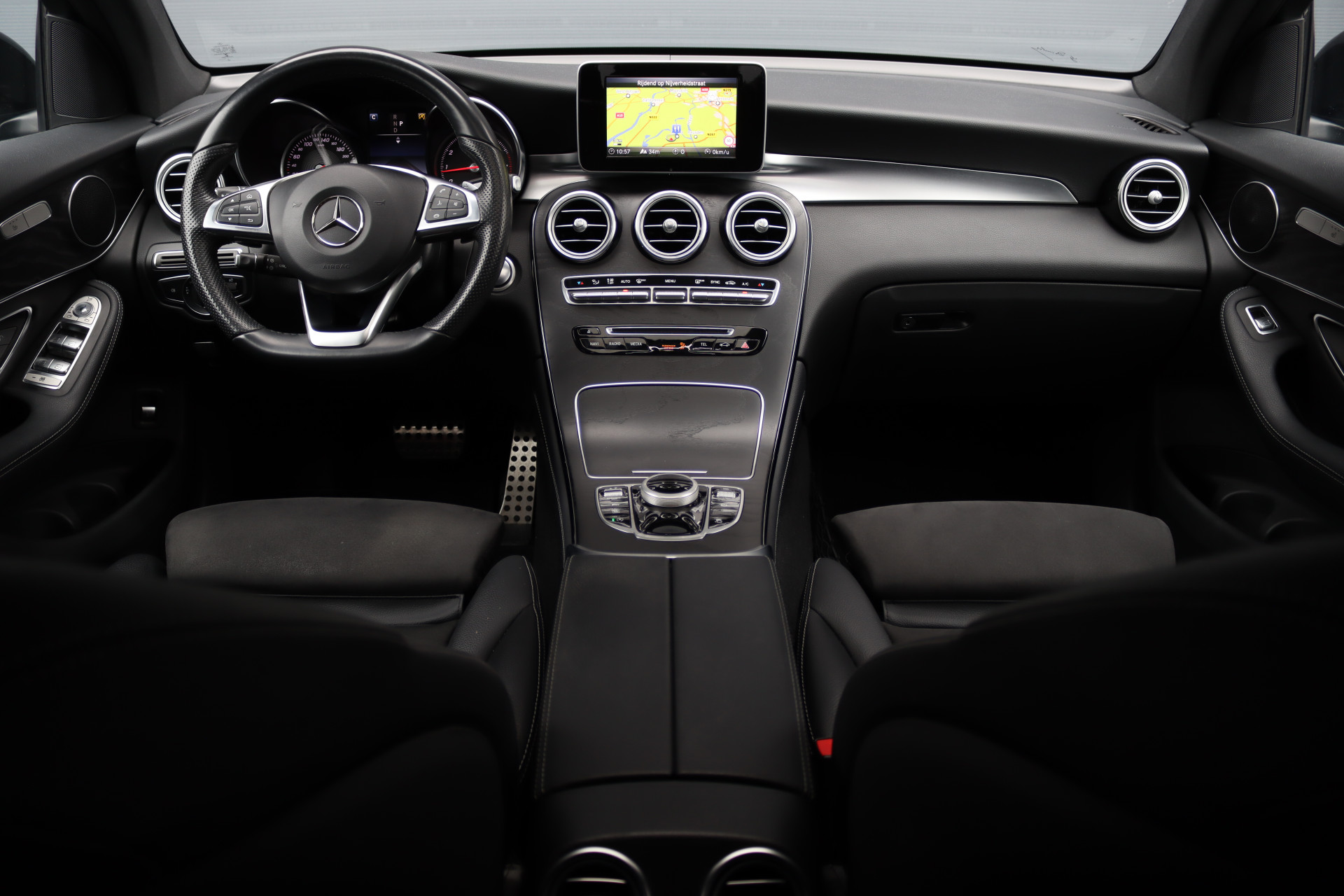 Mercedes-Benz GLC – achteraanzicht