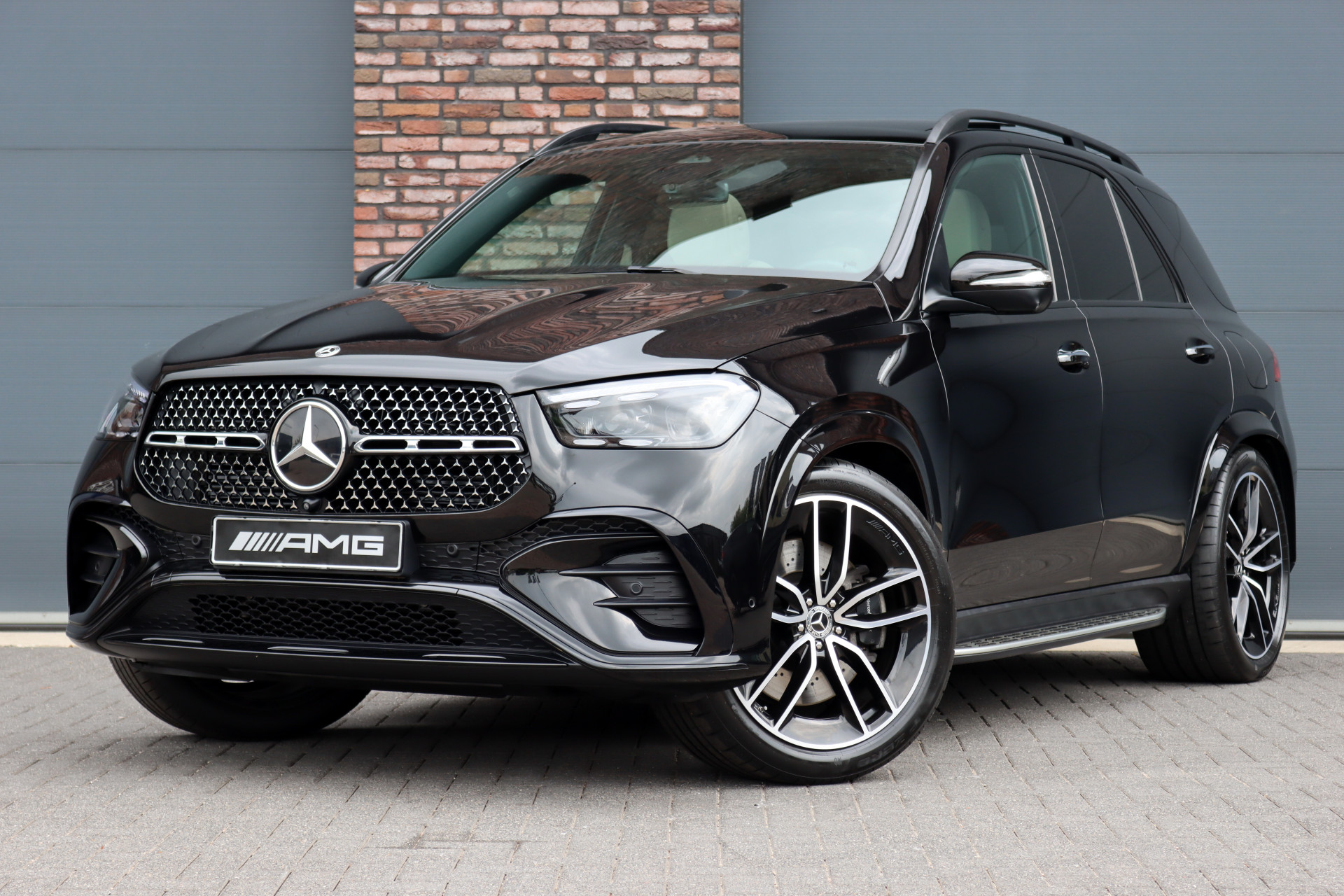 Mercedes-Benz GLE – vooraanzicht