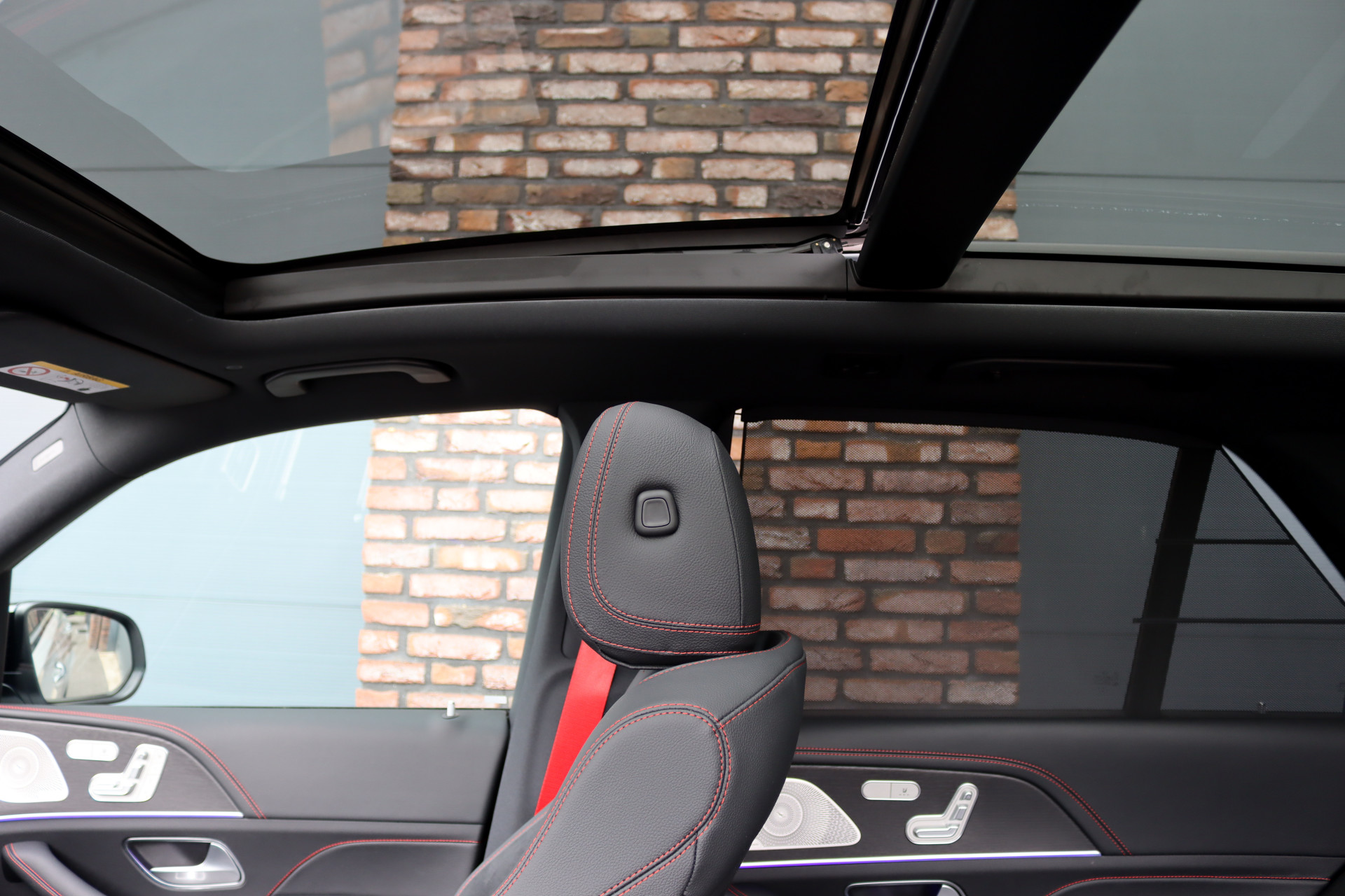 Mercedes-Benz GLE – dashboard