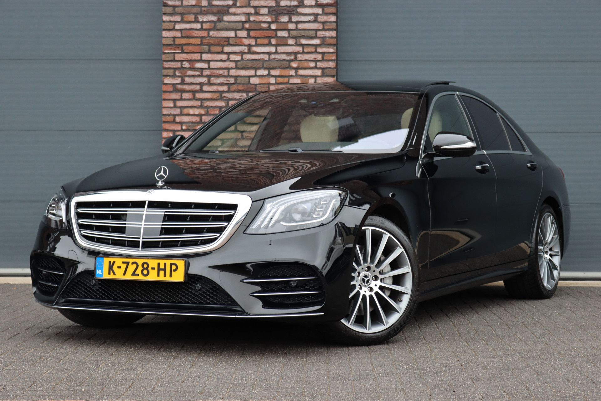 Mercedes-Benz S-Klasse – vooraanzicht