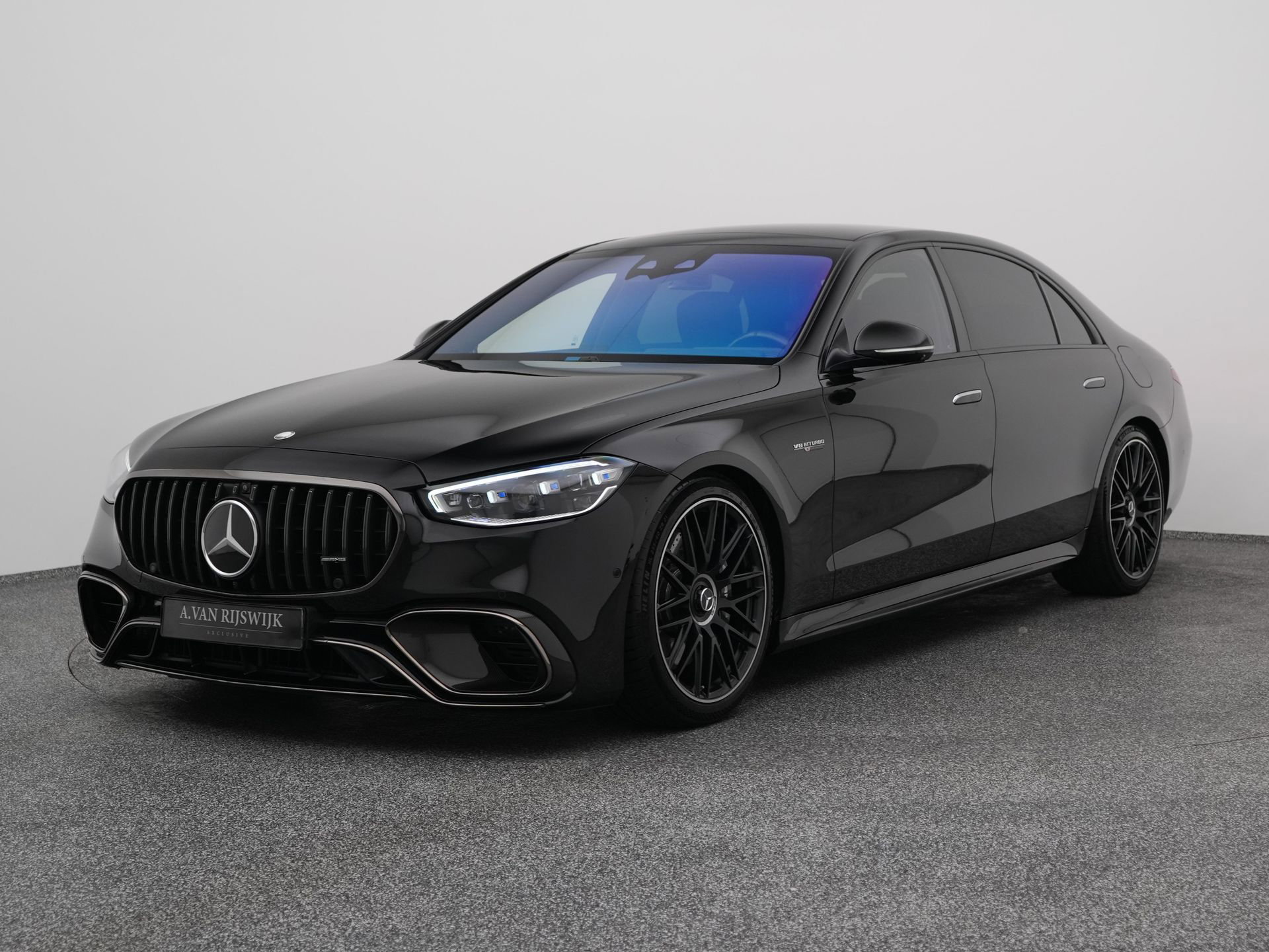 Mercedes-Benz S-Klasse met kenteken KJJ-94-J – vooraanzicht