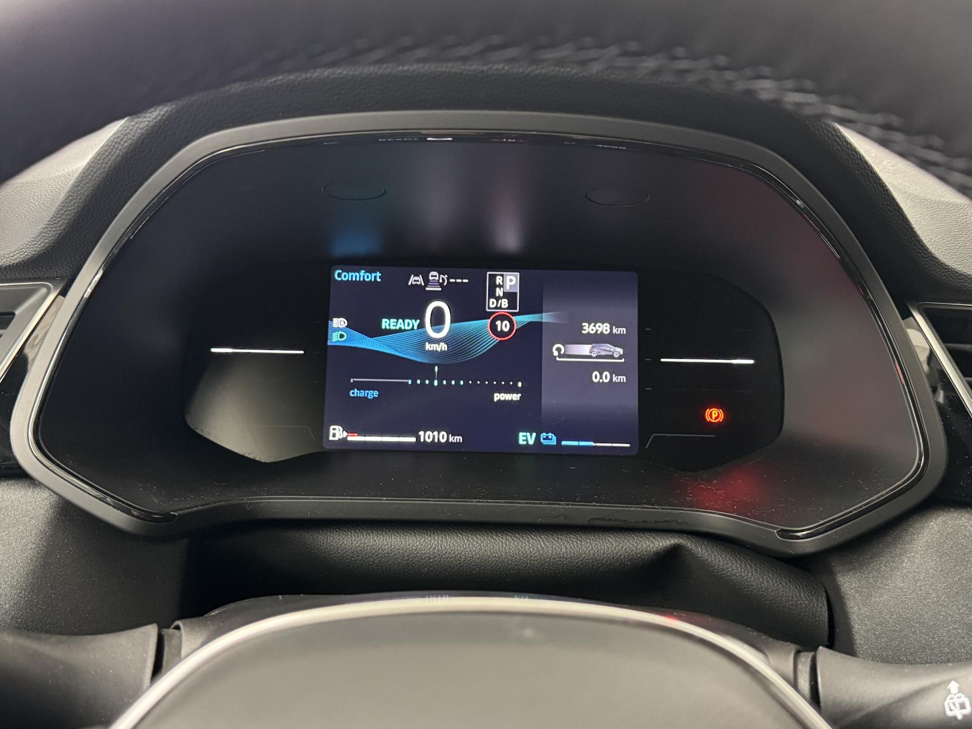Mitsubishi ASX met kenteken KDV-81-R – dashboard
