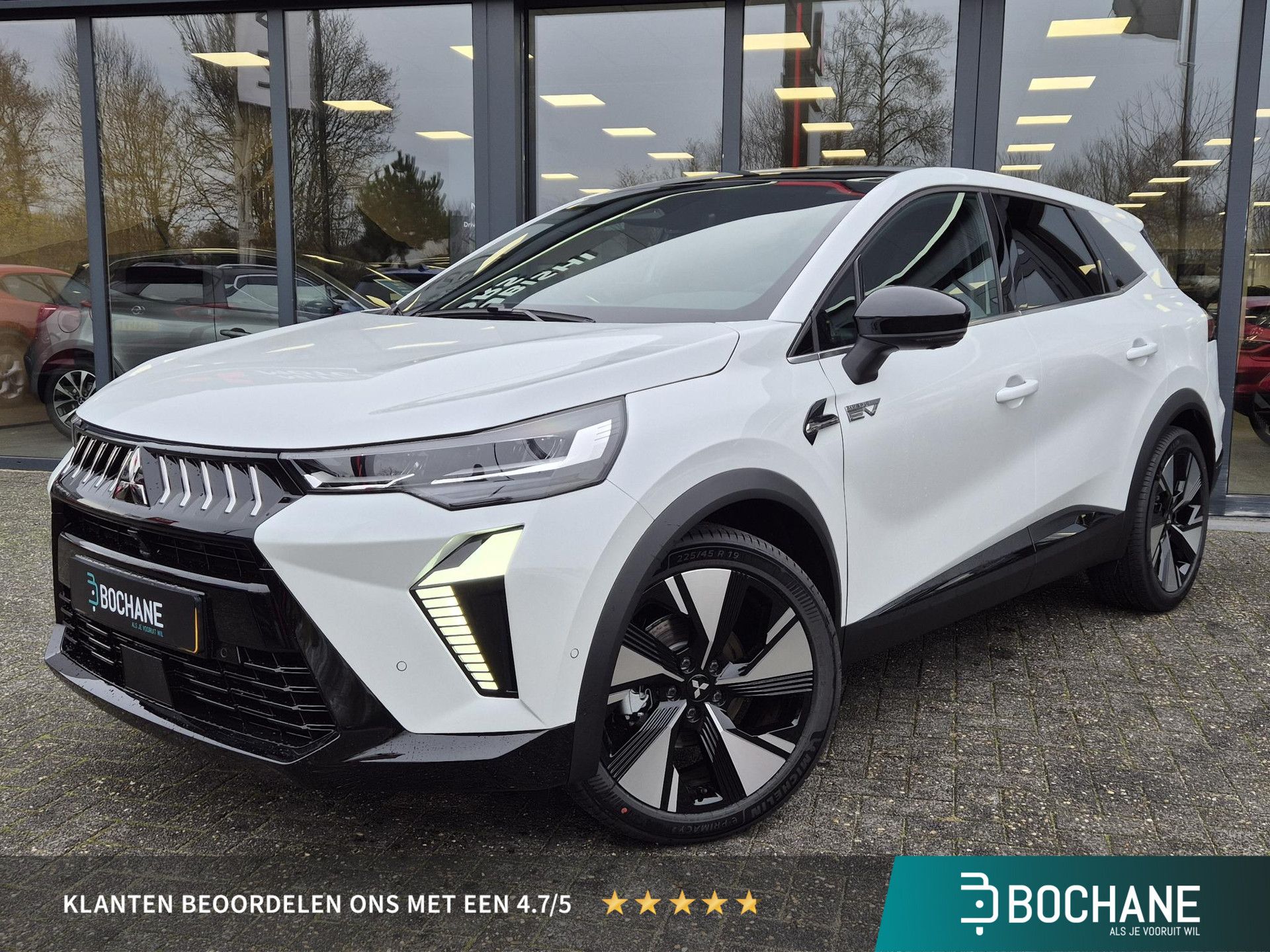 Mitsubishi Grandis met kenteken JNP-57-F – vooraanzicht