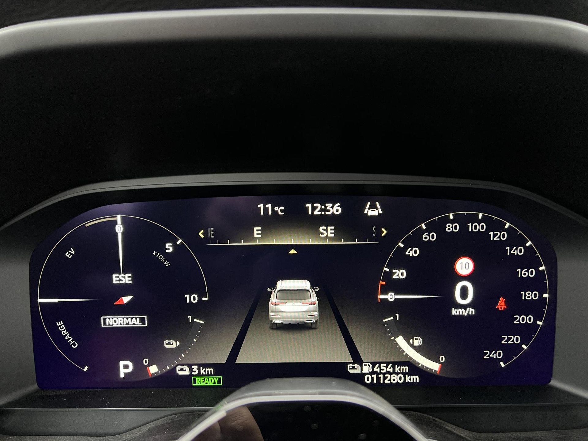 Mitsubishi Outlander met kenteken HJB-94-P – dashboard