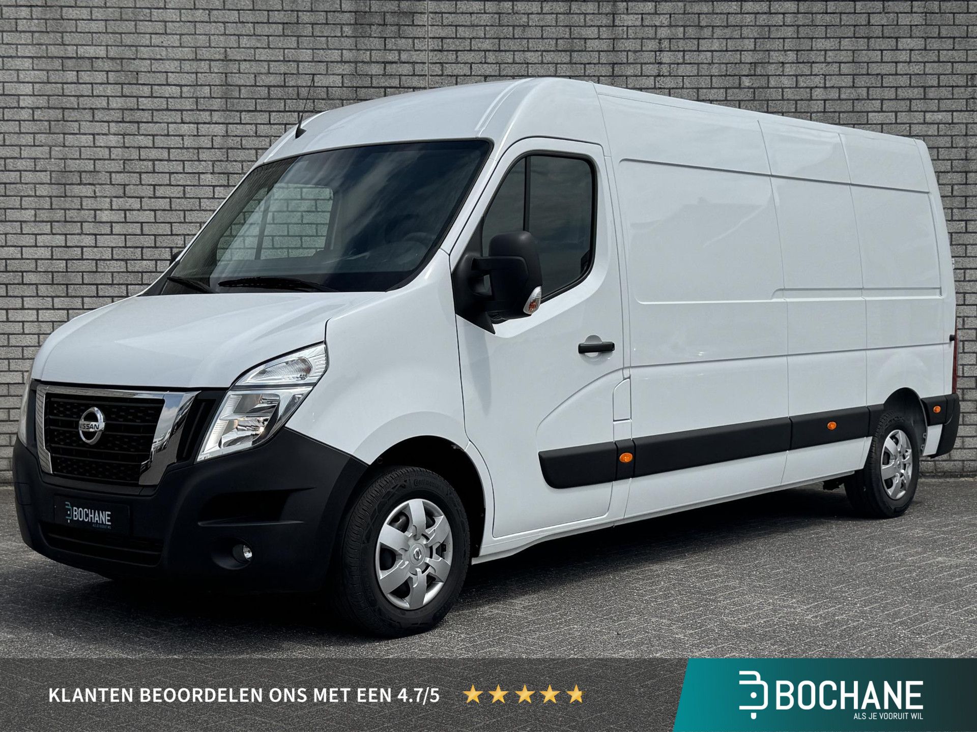 Nissan Interstar met kenteken V-85-GXL – vooraanzicht