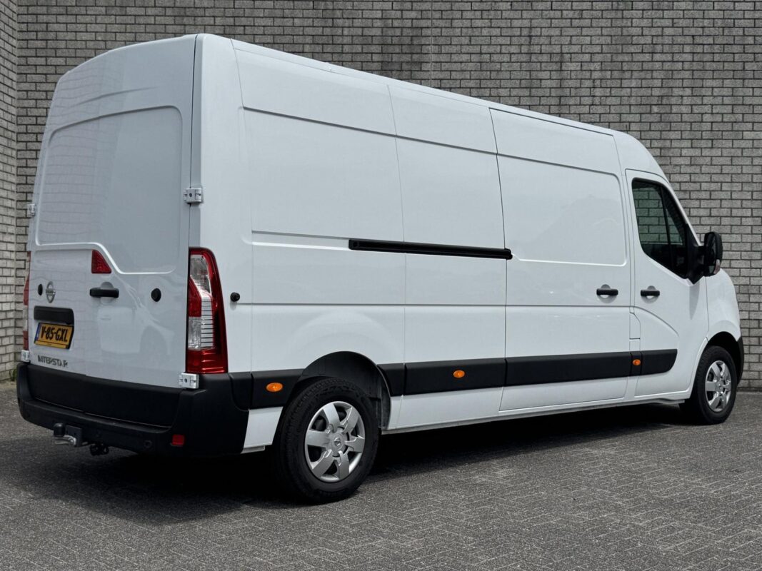 Nissan Interstar