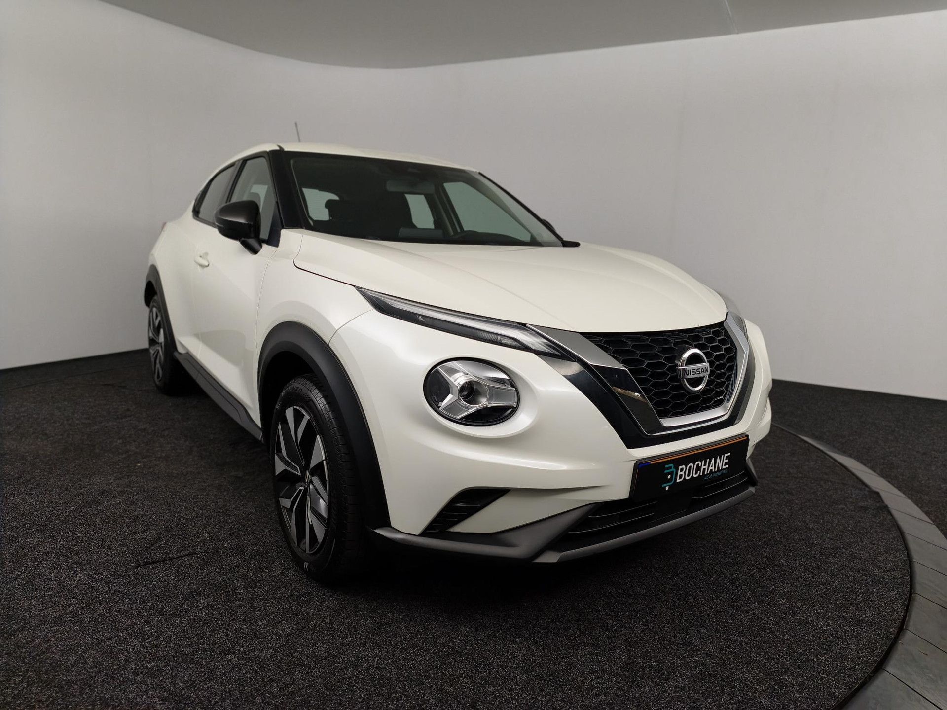 Nissan Juke met kenteken K-617-XT – detailfoto
