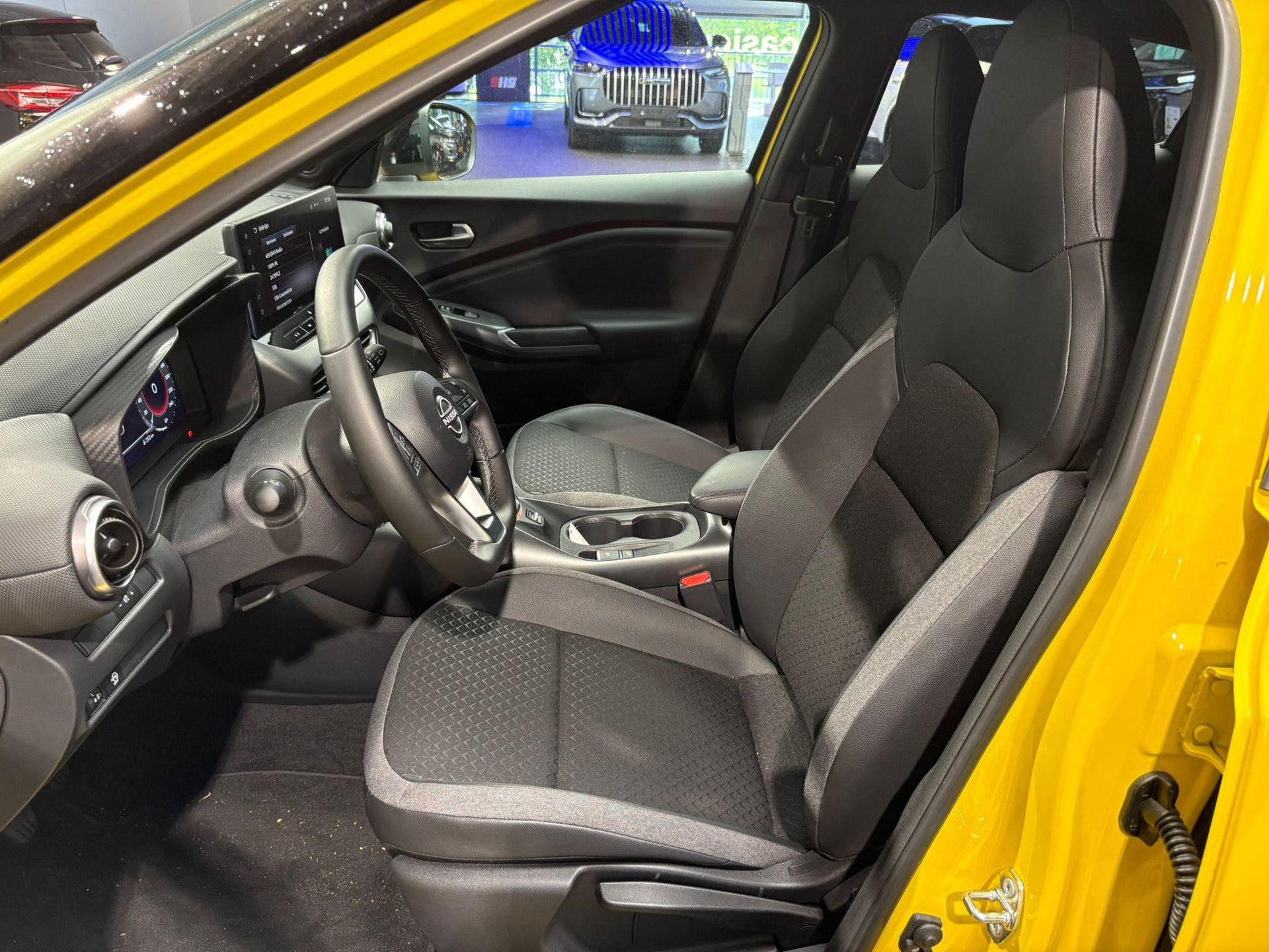 Nissan Juke met kenteken KFX-60-H – detailfoto