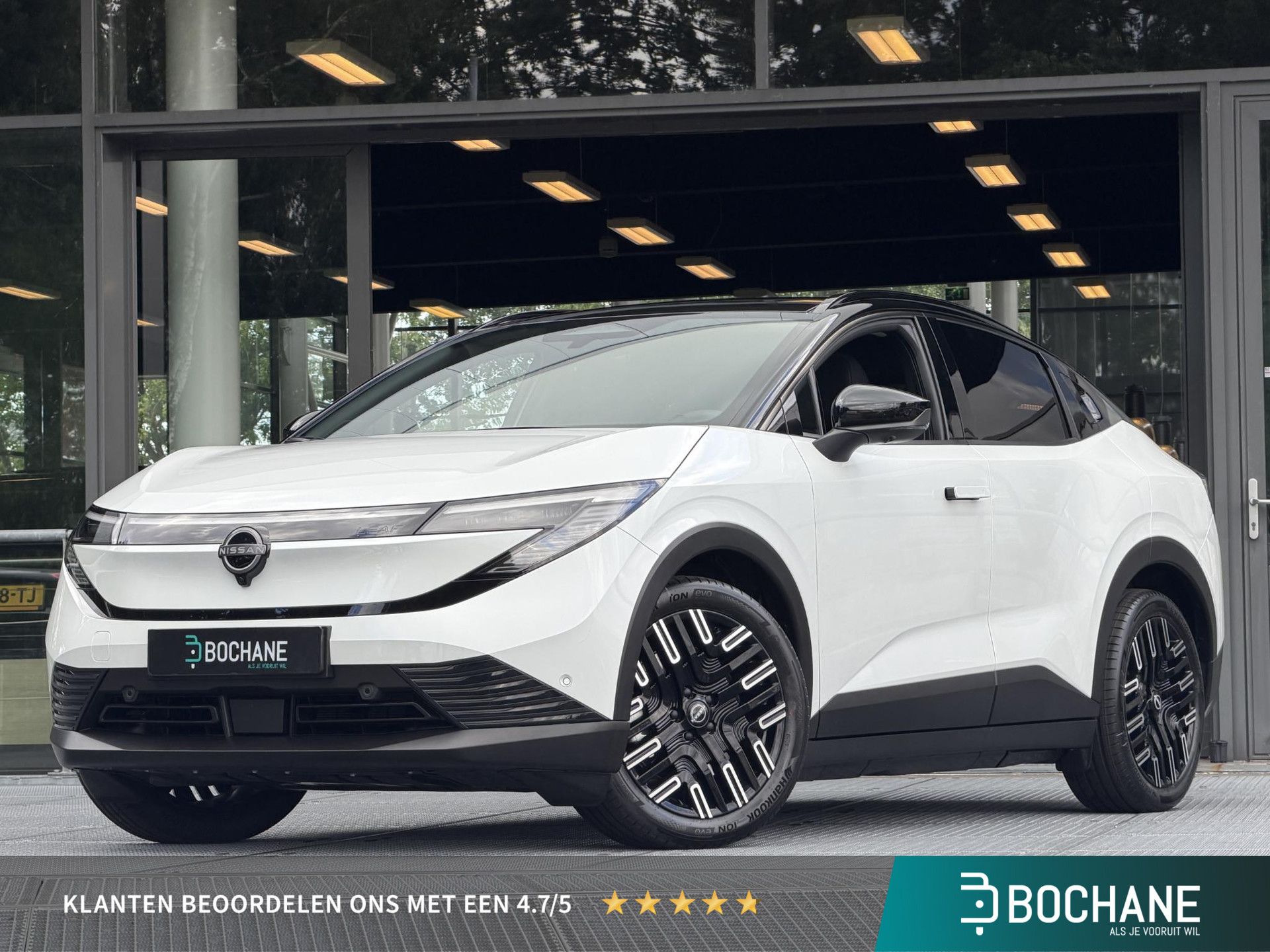 Nissan Leaf met kenteken KLG-15-V – vooraanzicht
