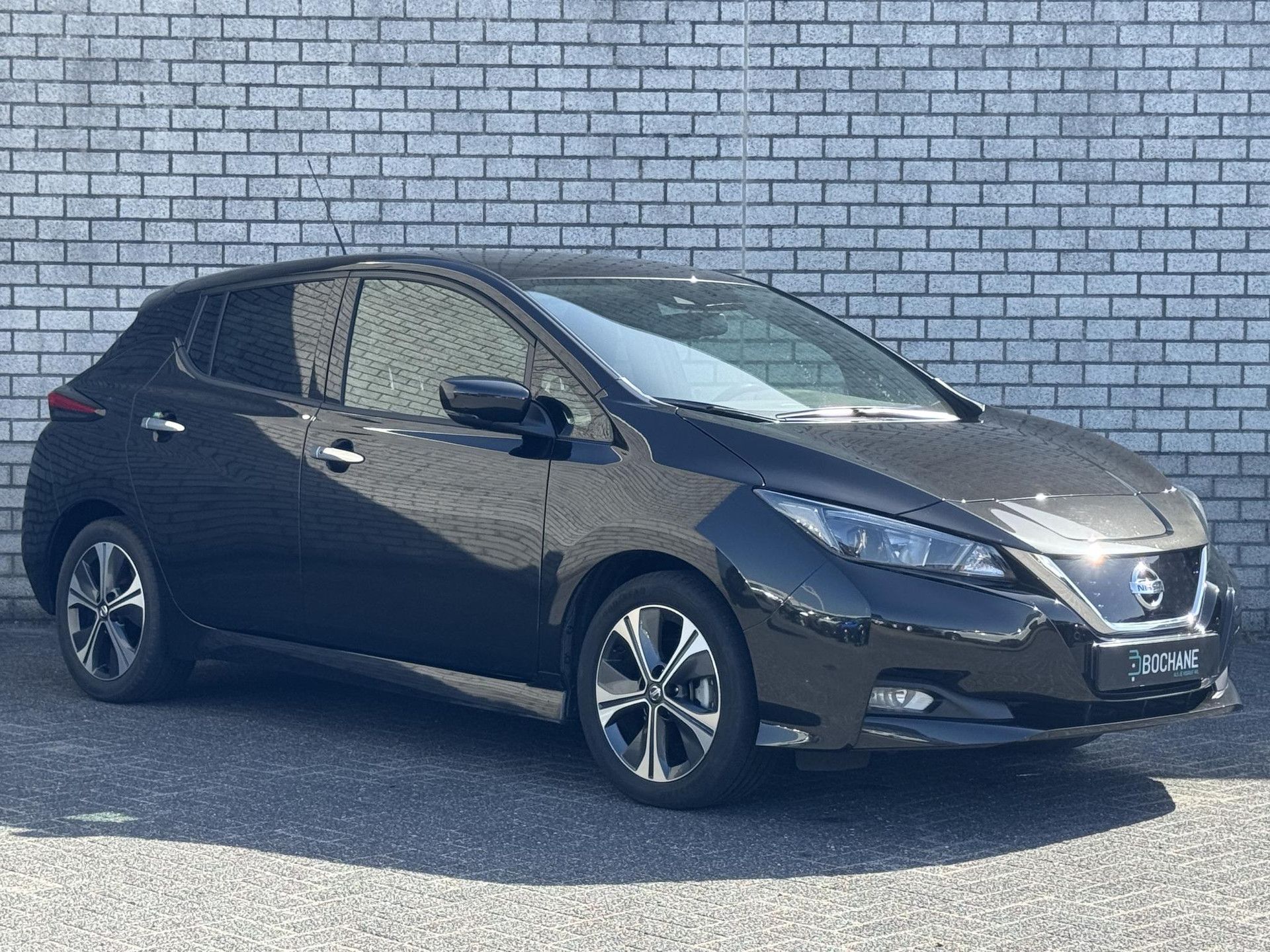 Nissan Leaf met kenteken L-936-SR – detailfoto
