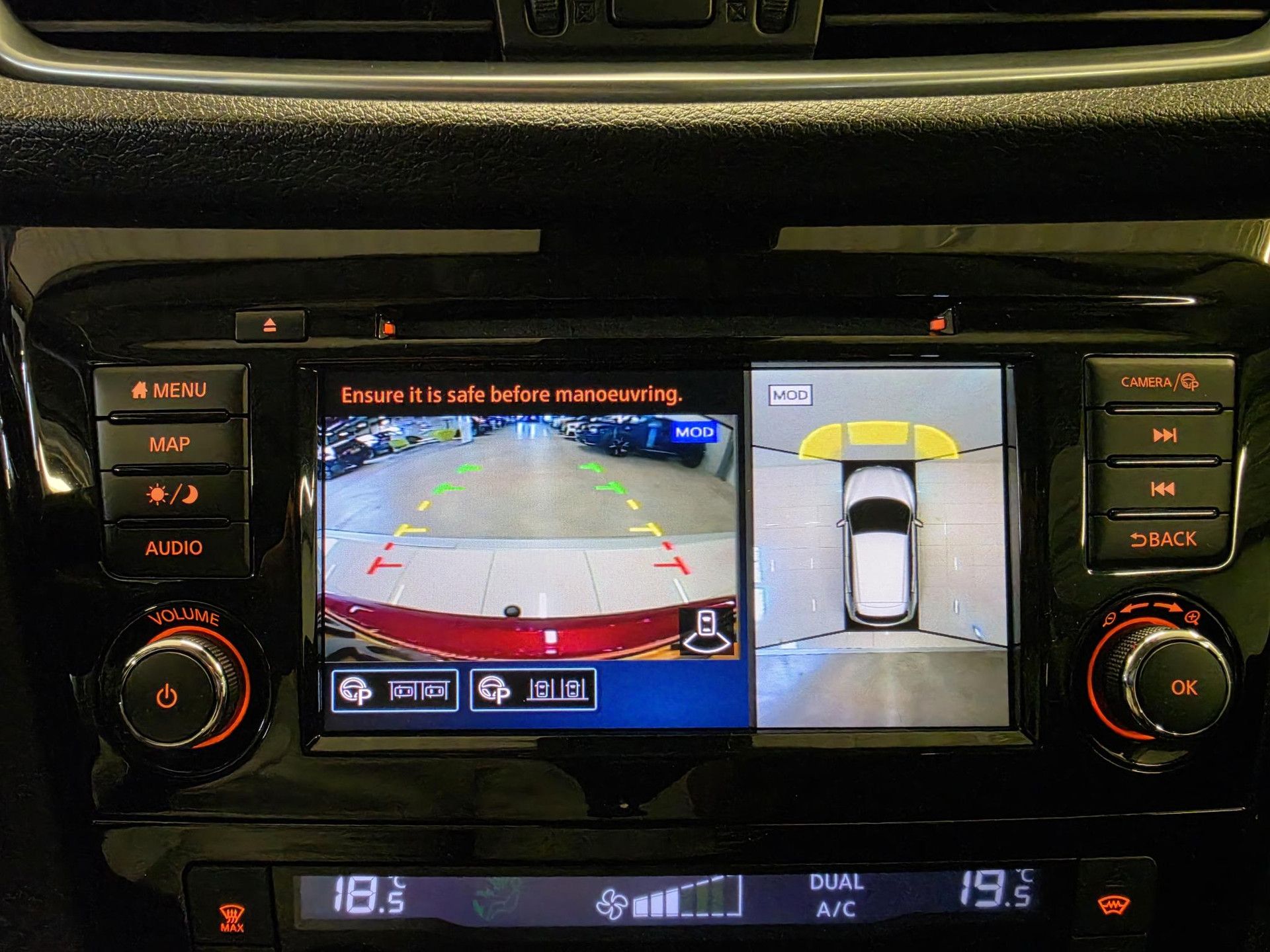 Nissan QASHQAI met kenteken H-069-LS – interieur