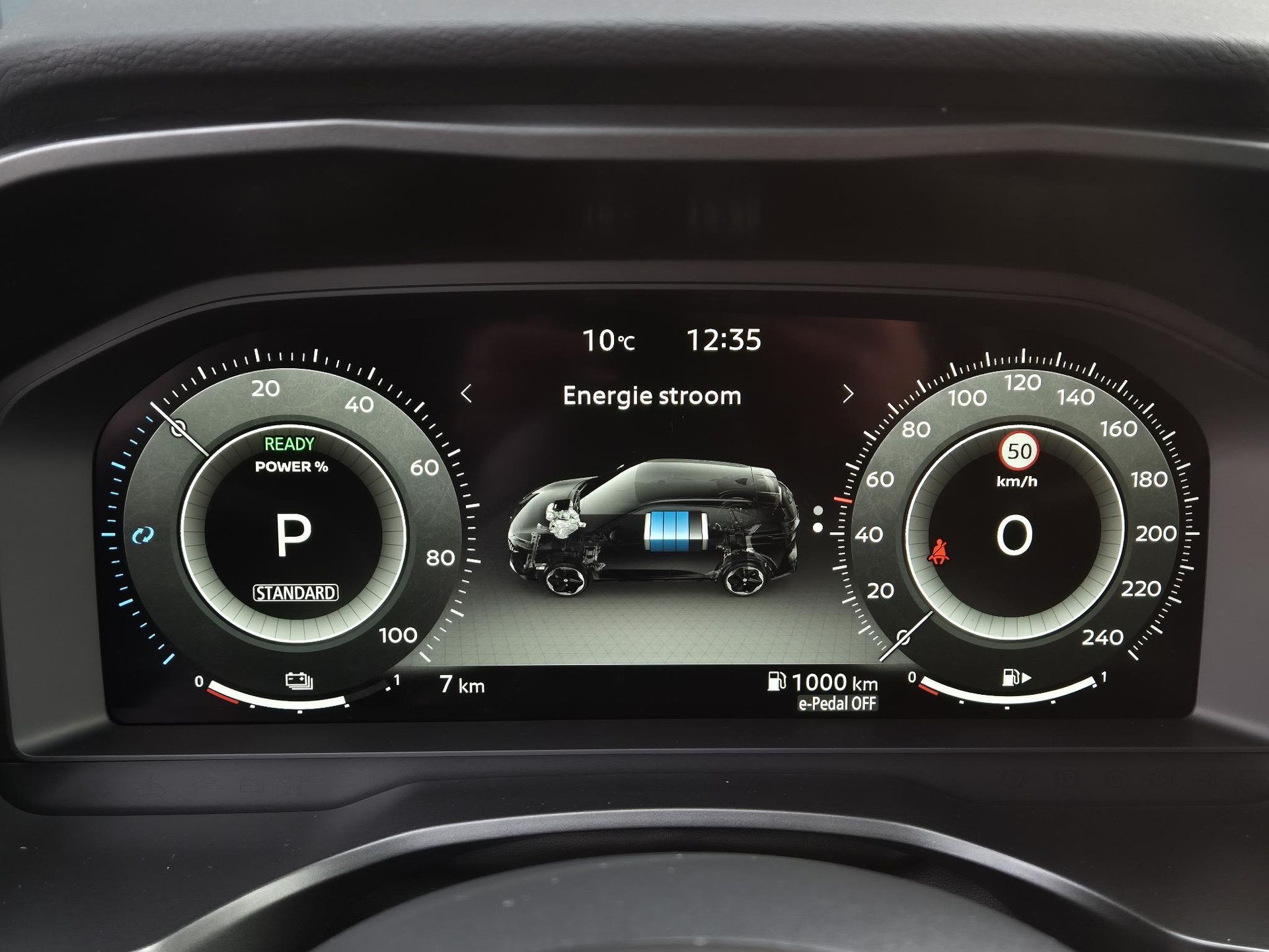 Nissan QASHQAI met kenteken JVF-52-S – dashboard