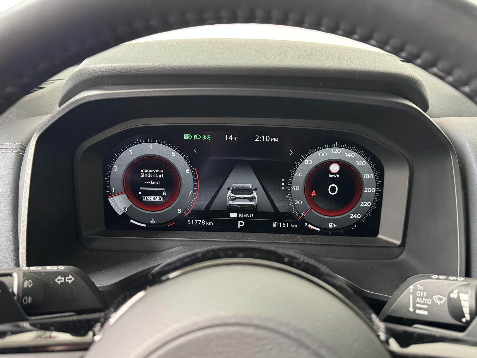 Nissan QASHQAI met kenteken S-049-HR – dashboard