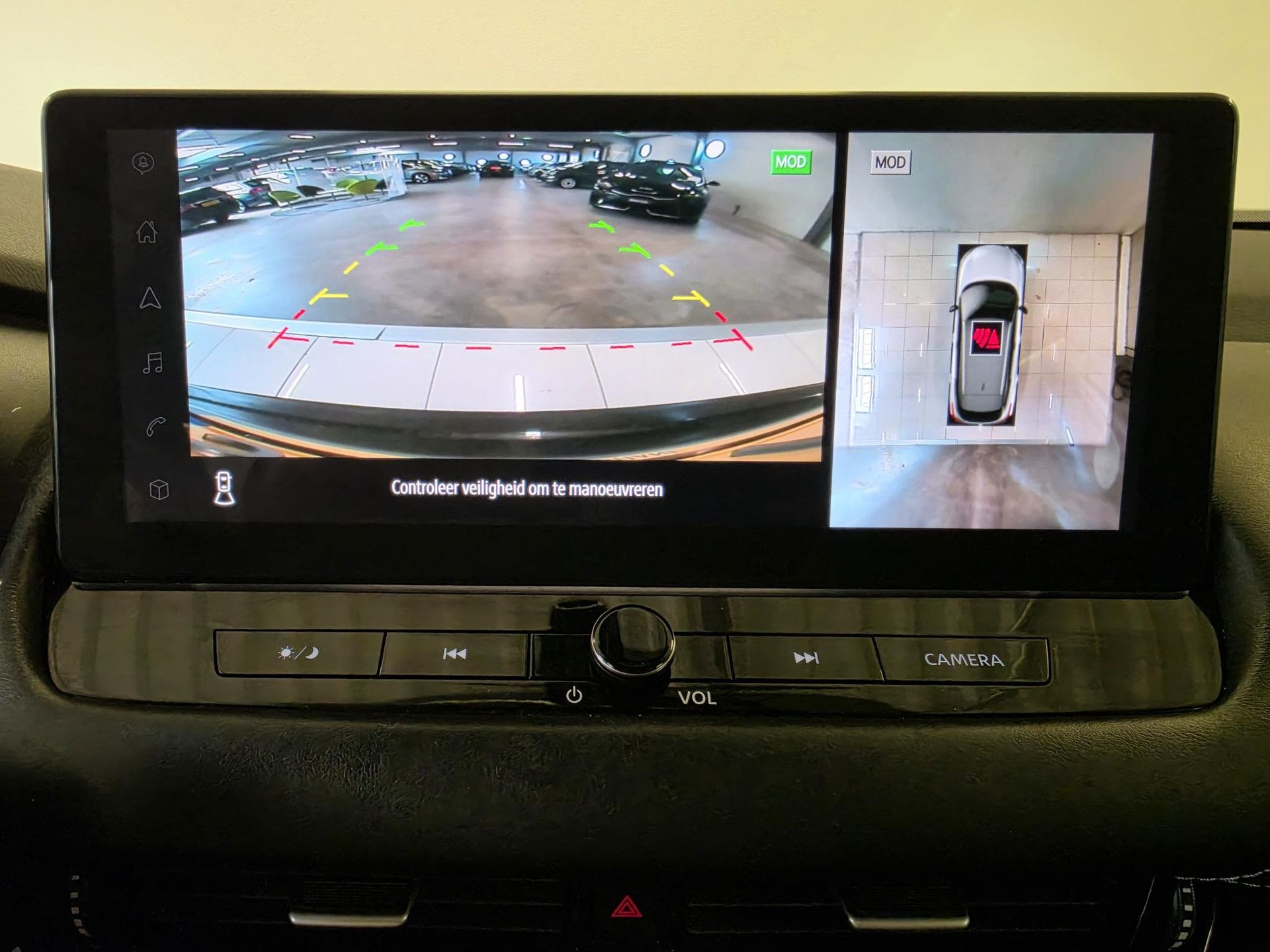 Nissan QASHQAI met kenteken S-097-XH – interieur