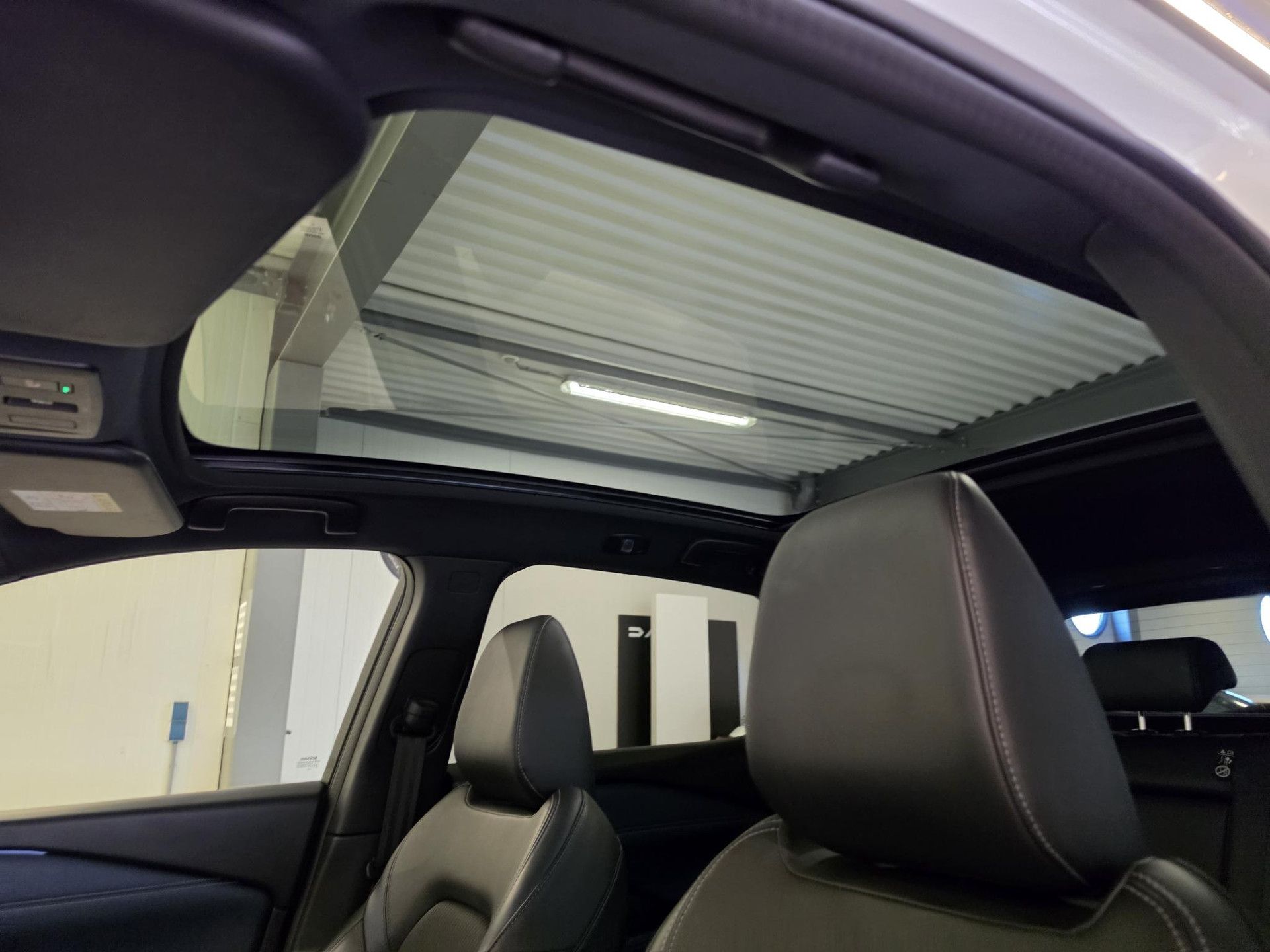 Nissan QASHQAI met kenteken S-368-PN – dashboard