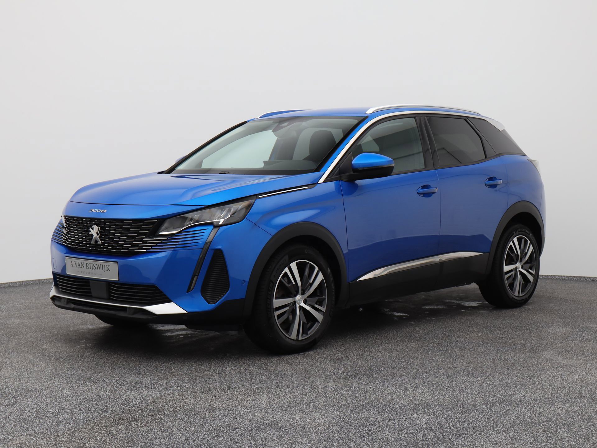 Peugeot 3008 met kenteken JTH-86-F – vooraanzicht