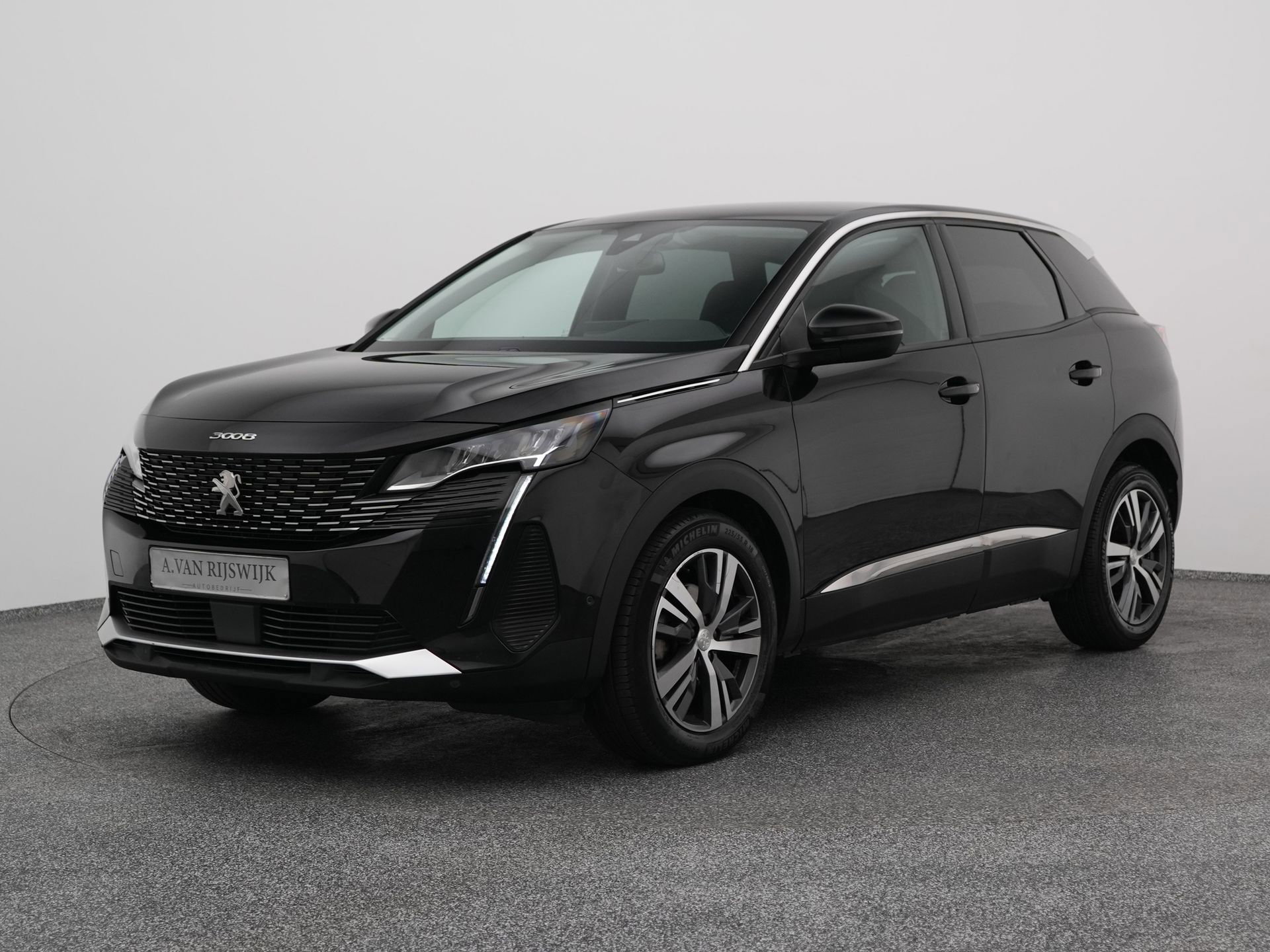 Peugeot 3008 met kenteken KHN-06-F – vooraanzicht