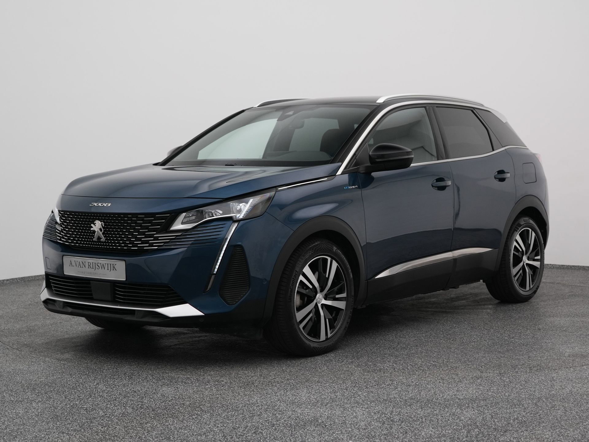 Peugeot 3008 met kenteken KHN-25-F – vooraanzicht