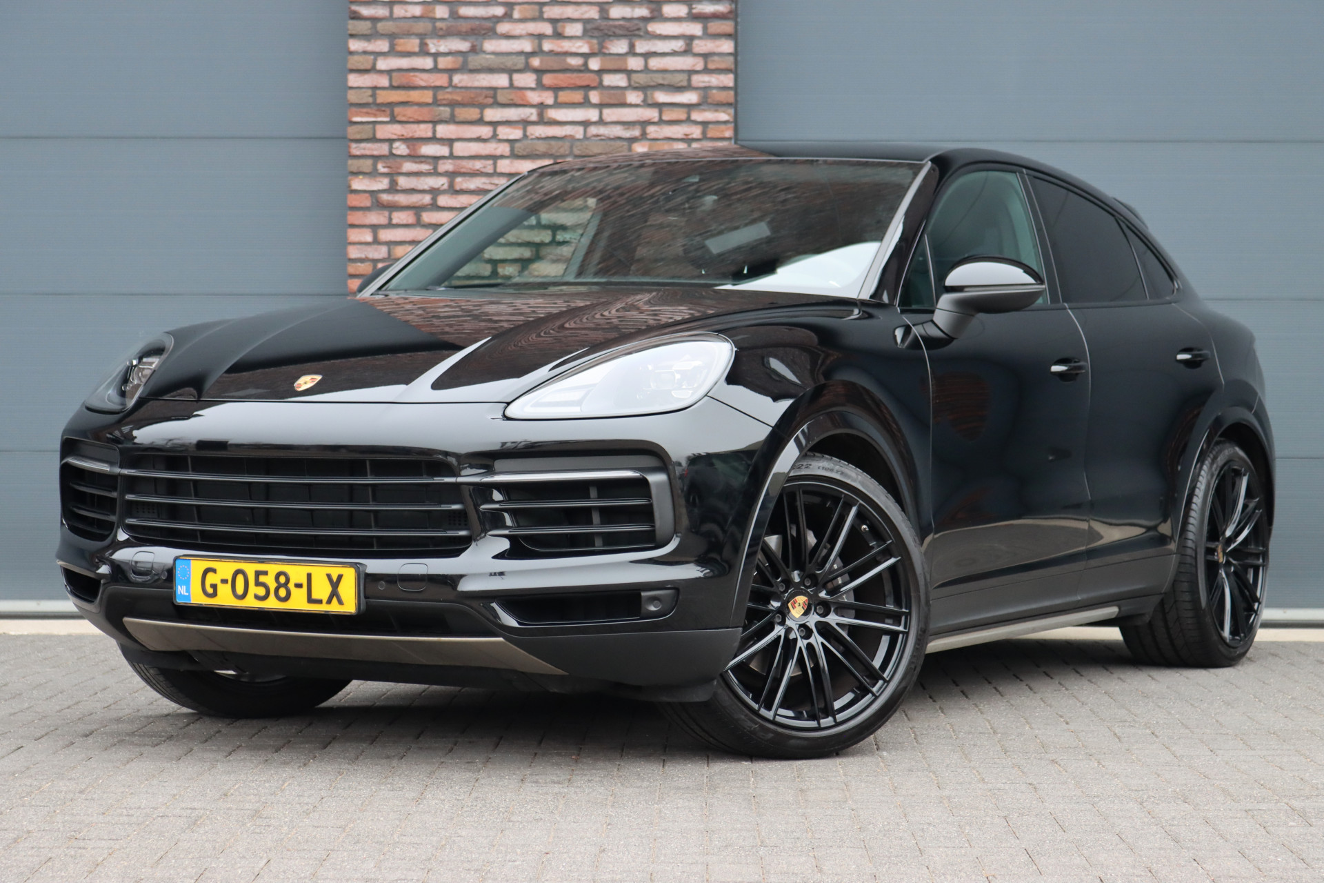 Porsche Cayenne – vooraanzicht