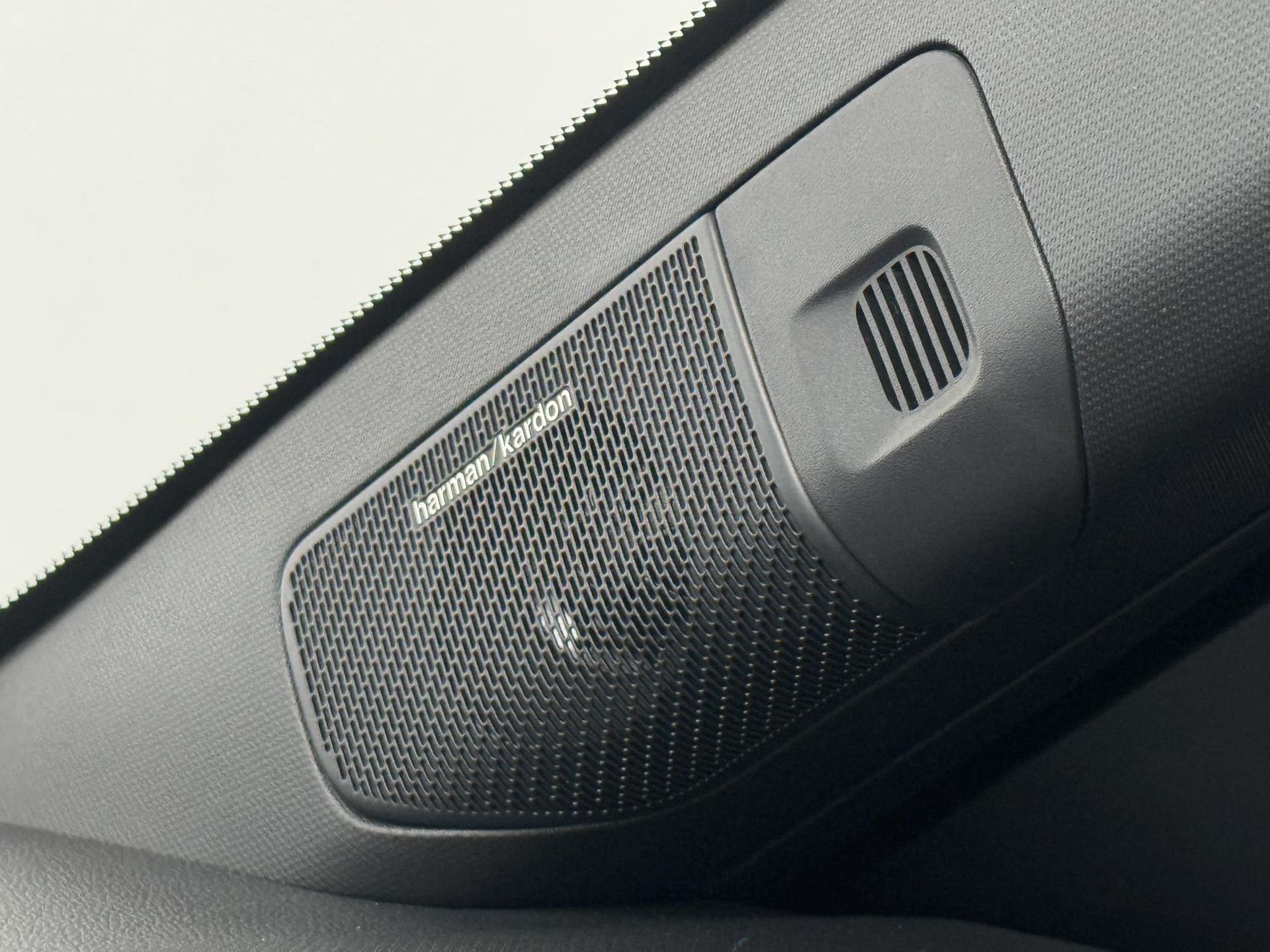Renault 4 met kenteken KDX-79-X – dashboard