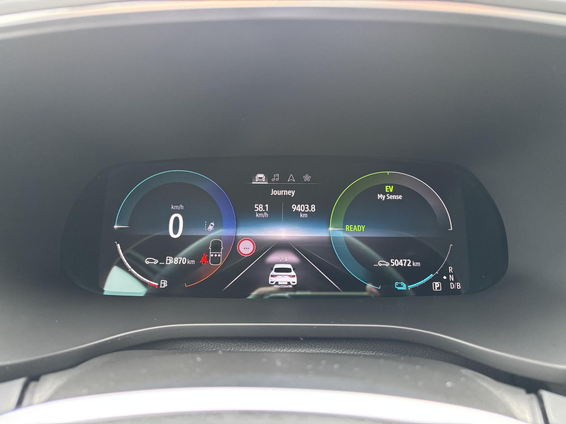 Renault Arkana met kenteken GBK-40-S – dashboard