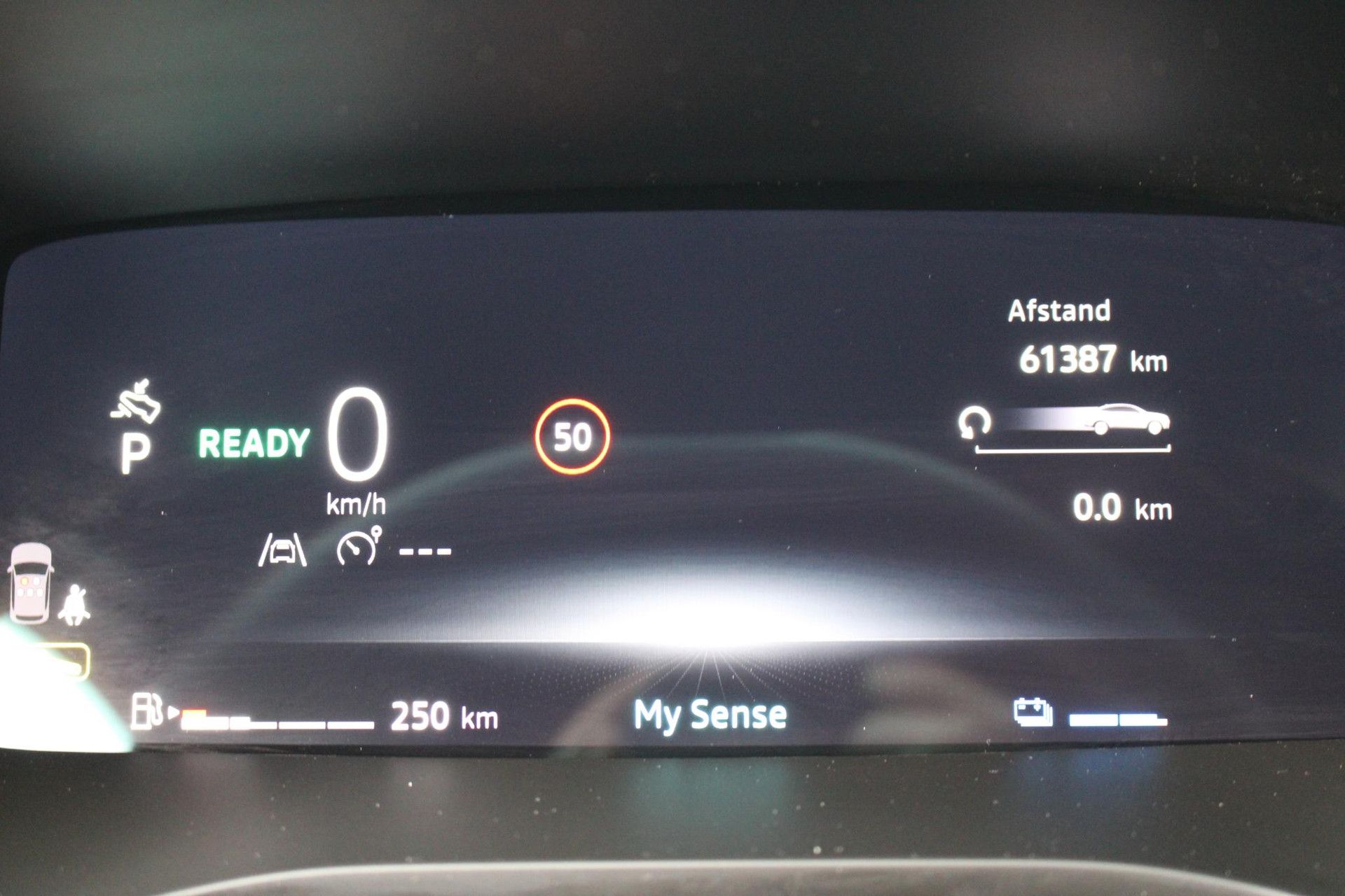 Renault Arkana met kenteken GFP-29-X – dashboard