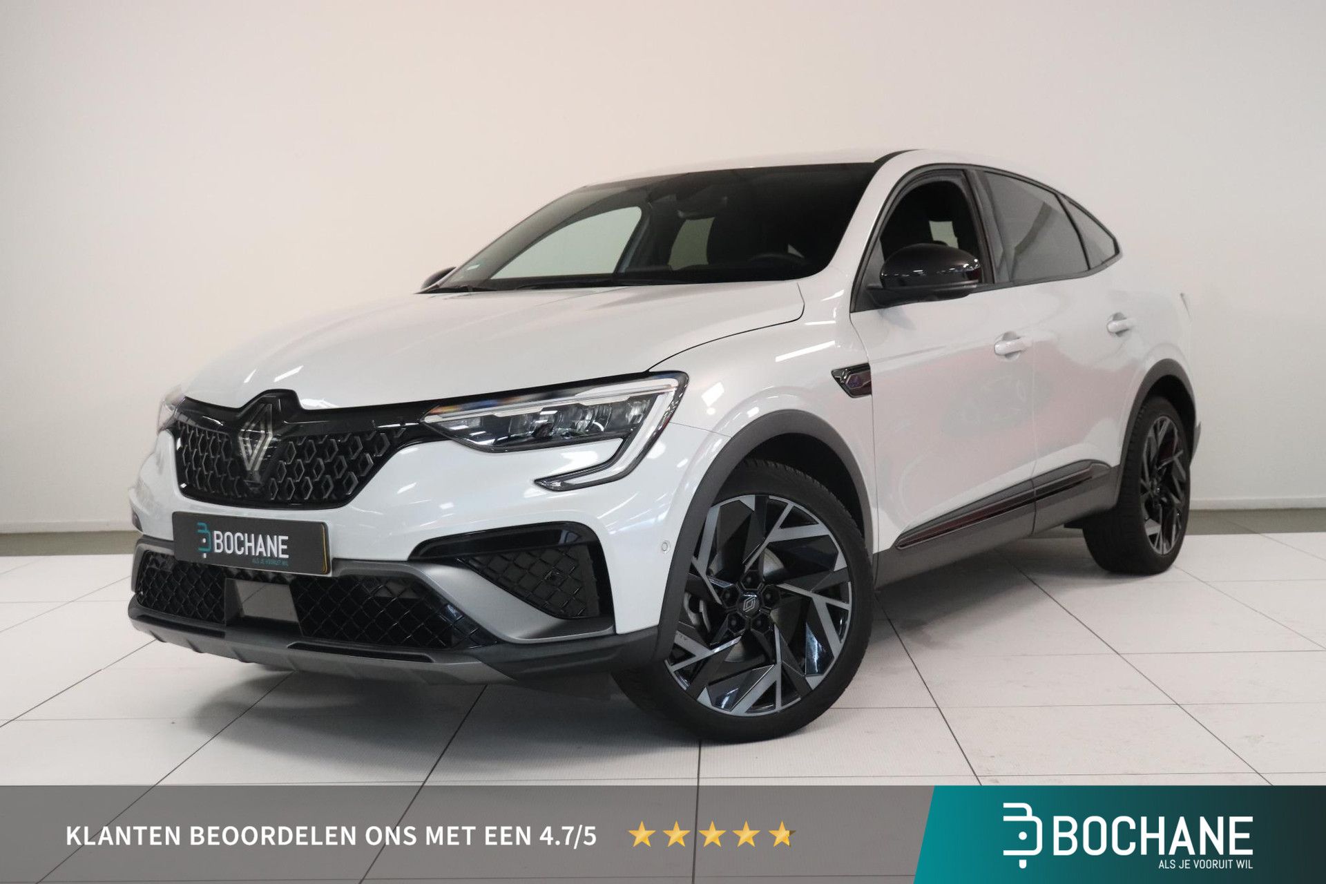 Renault Arkana met kenteken X-005-KV – vooraanzicht
