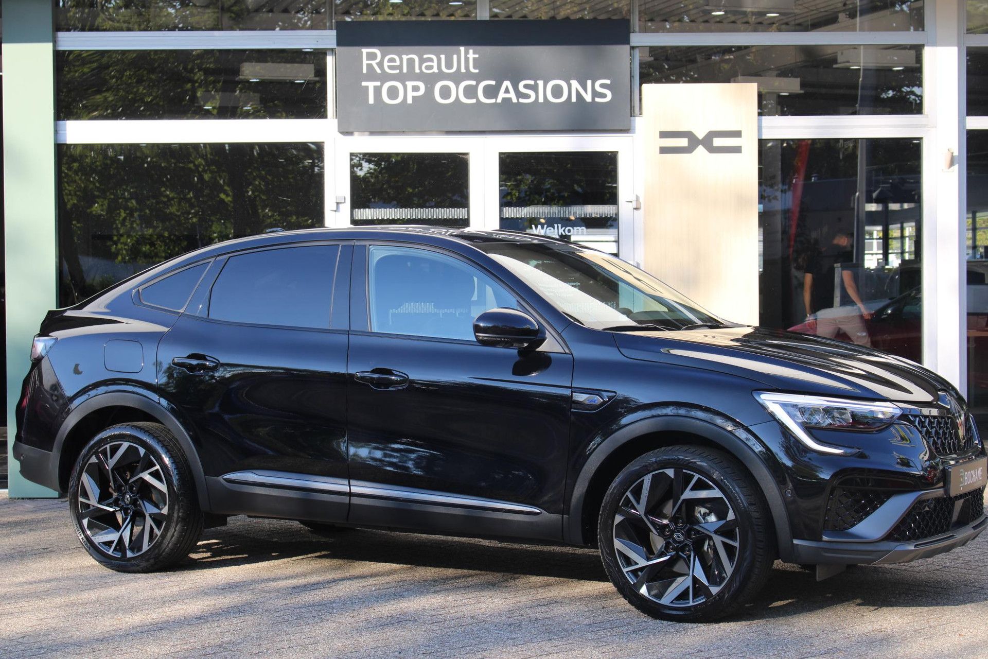 Renault Arkana met kenteken X-493-LR – detailfoto