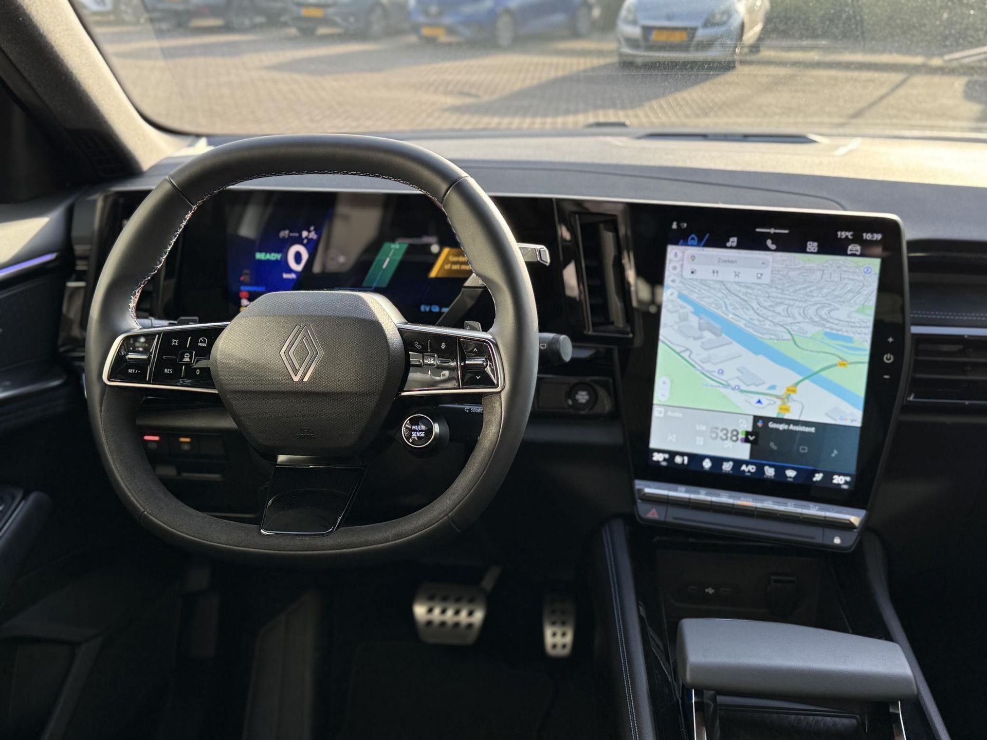 Renault Austral met kenteken HNG-55-V – interieur