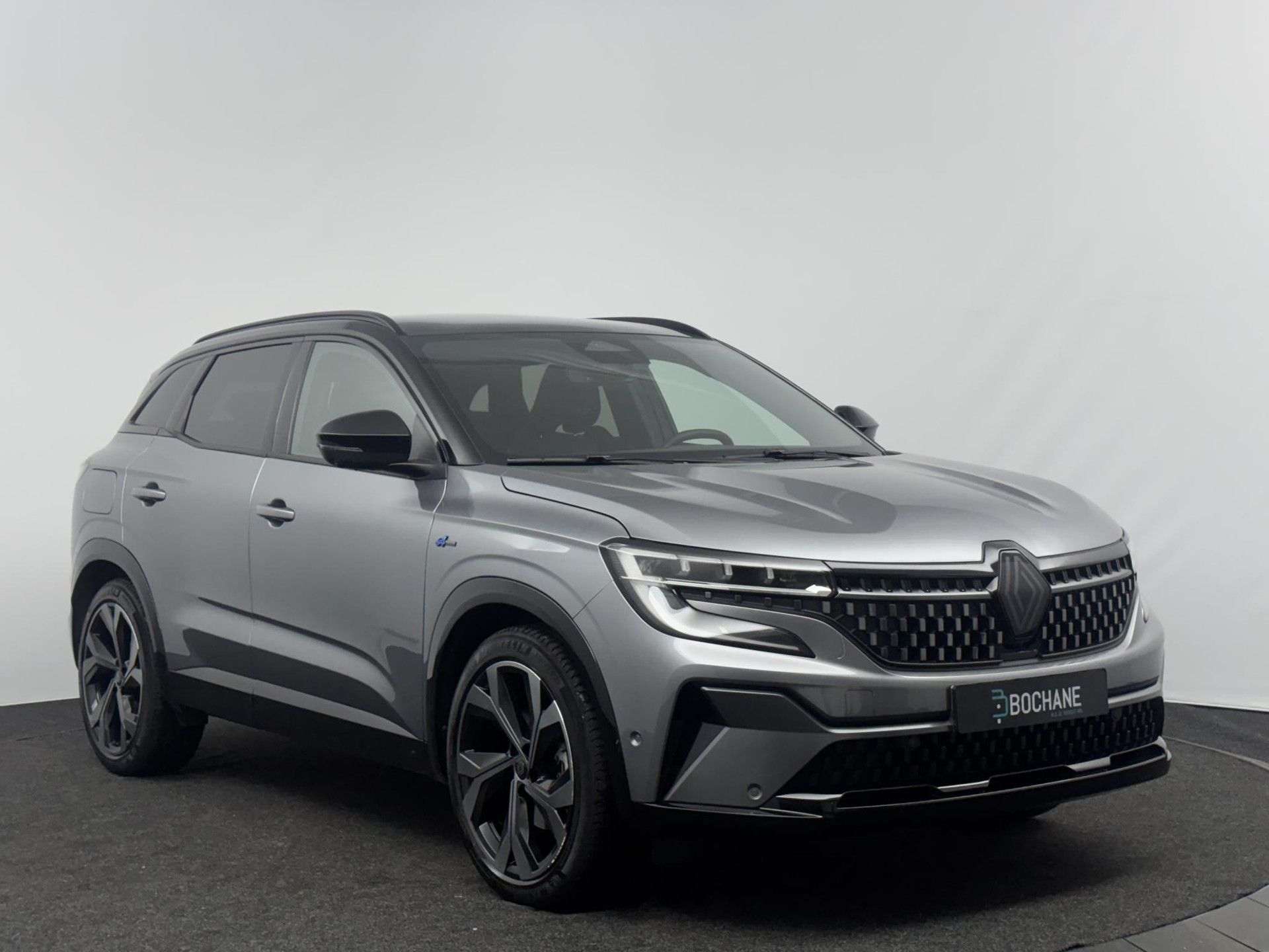 Renault Austral met kenteken HRZ-52-V – detailfoto