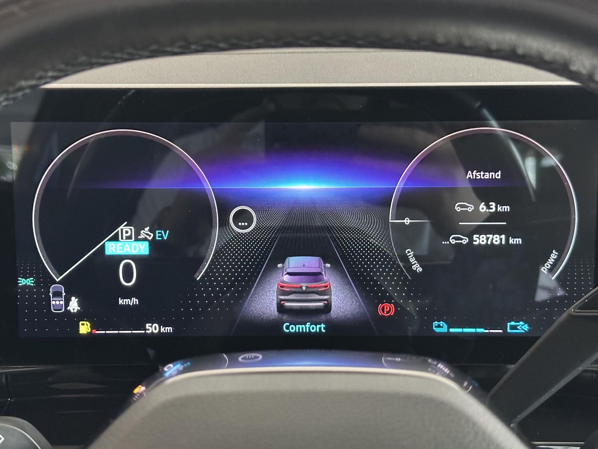 Renault Austral met kenteken S-731-HB – dashboard