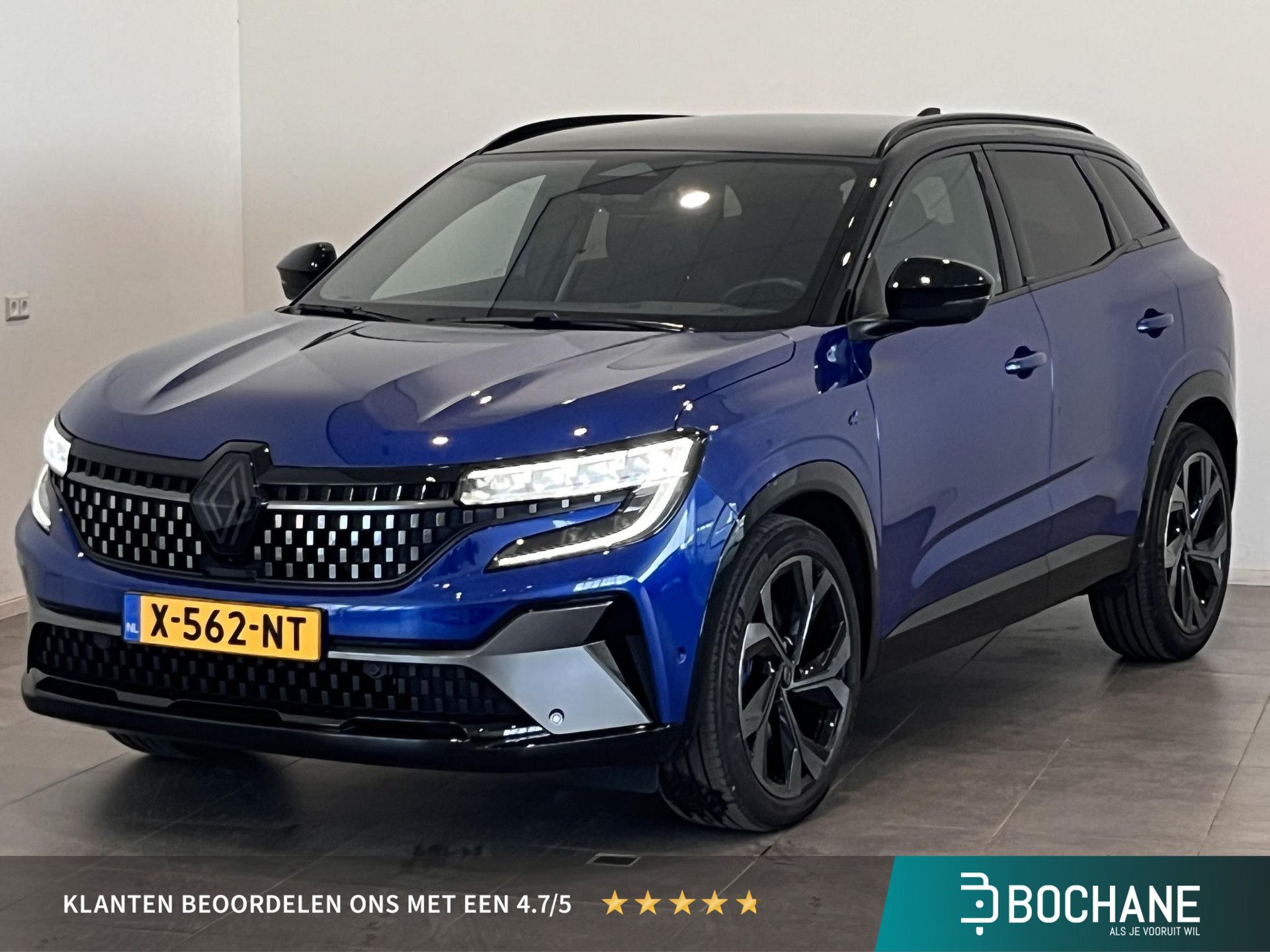 Renault Austral met kenteken X-562-NT – vooraanzicht