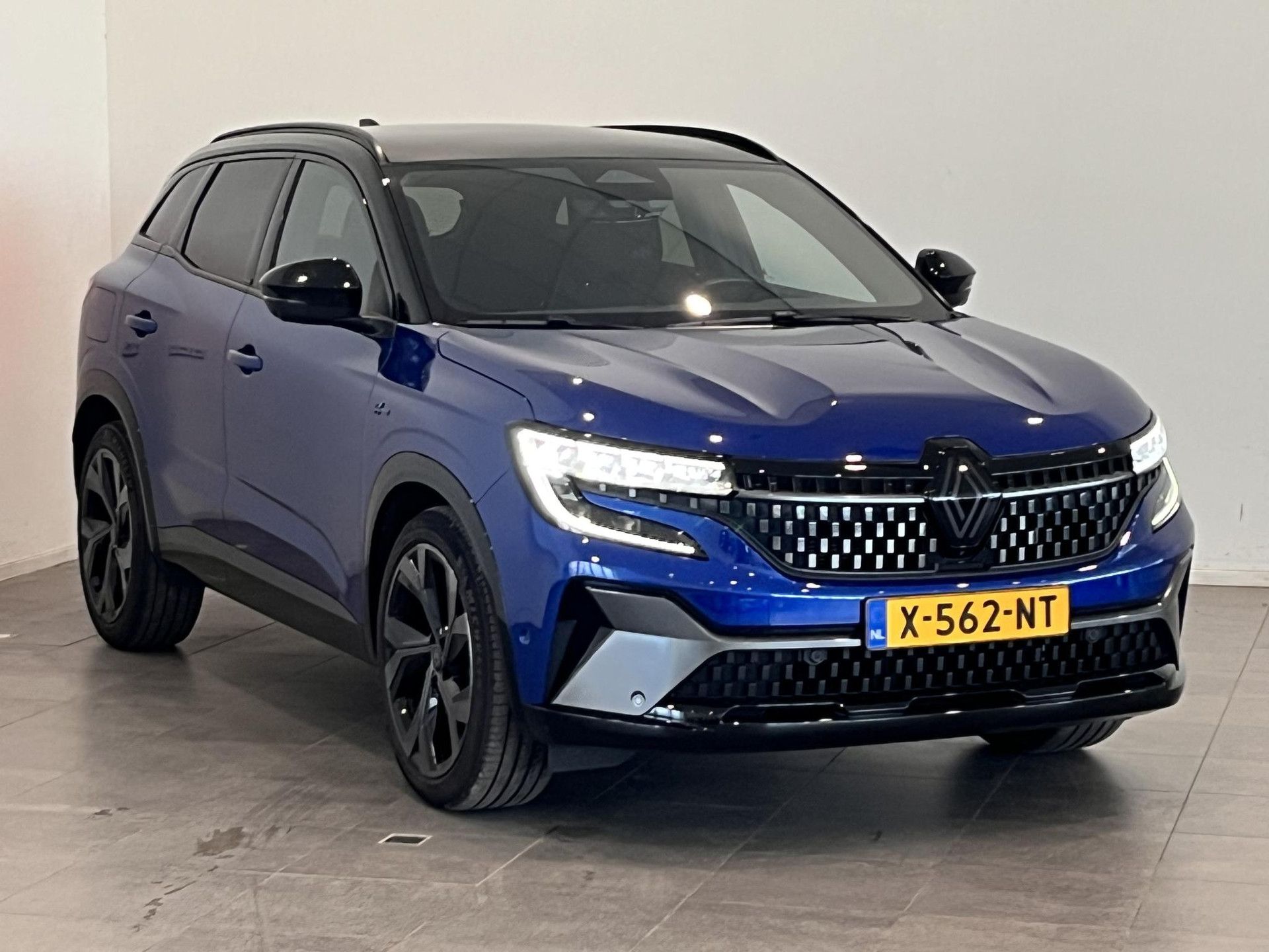 Renault Austral met kenteken X-562-NT – detailfoto