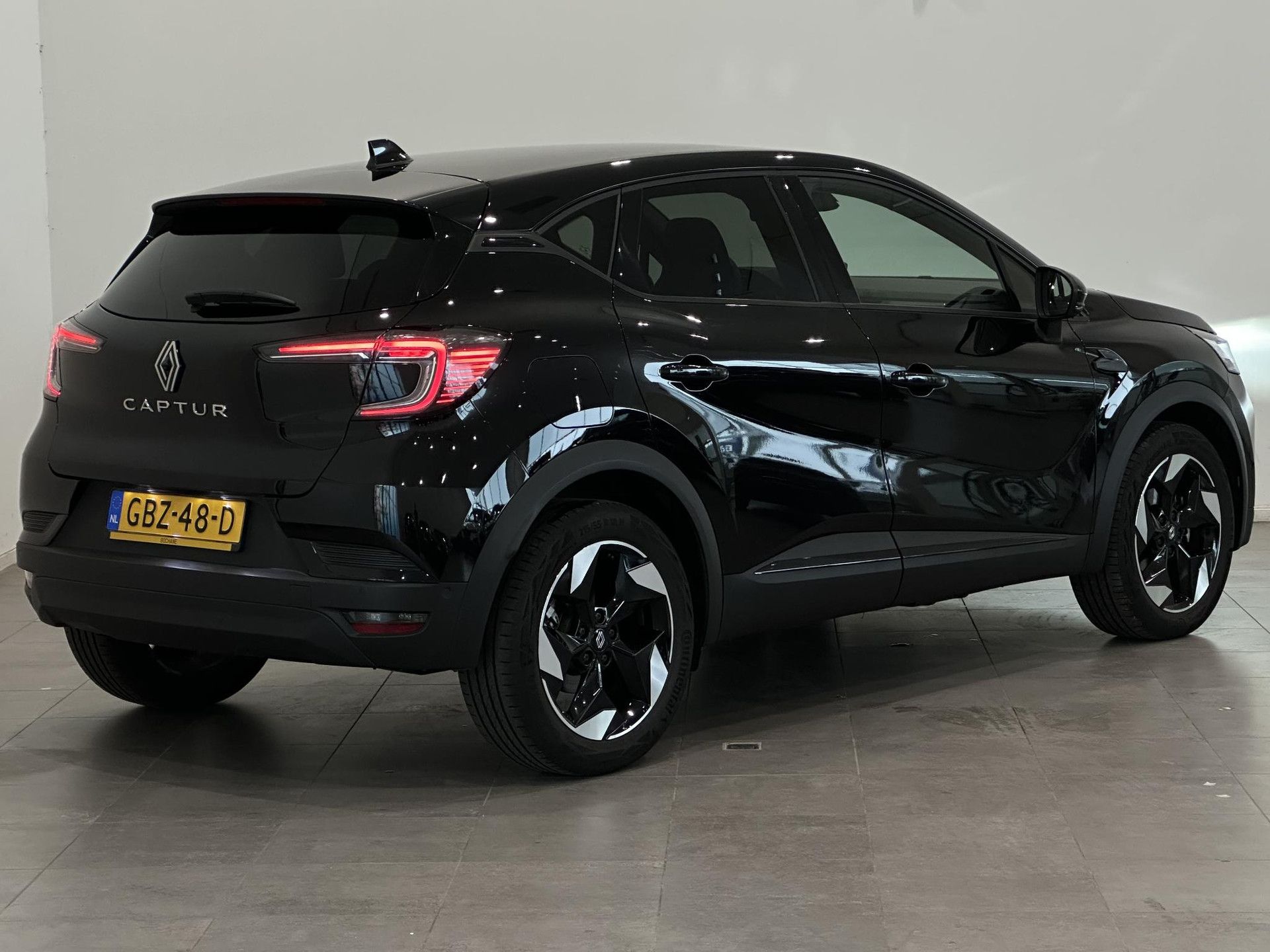 Renault Captur met kenteken GBZ-48-D – achteraanzicht