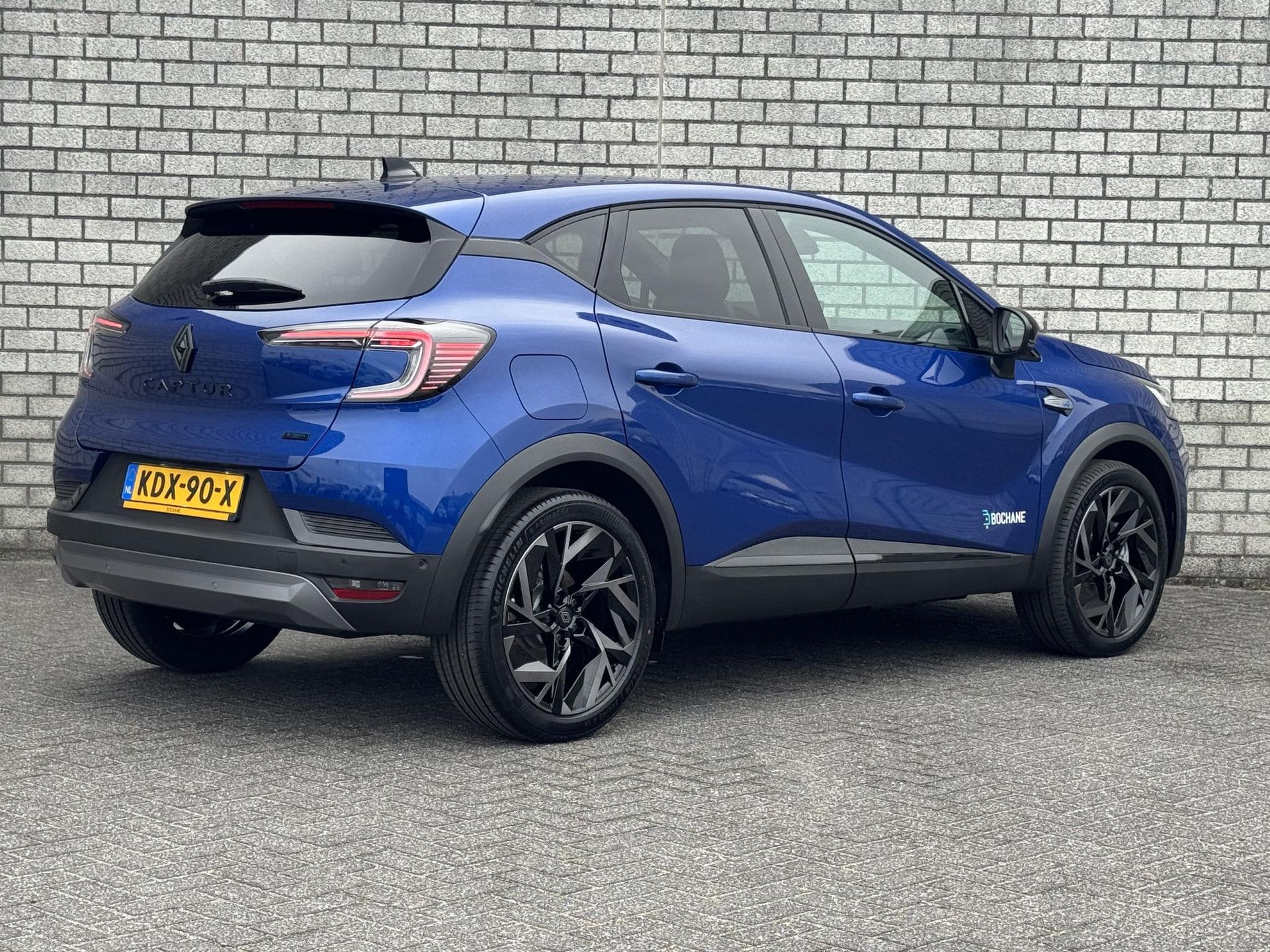 Renault Captur met kenteken KDX-90-X – achteraanzicht
