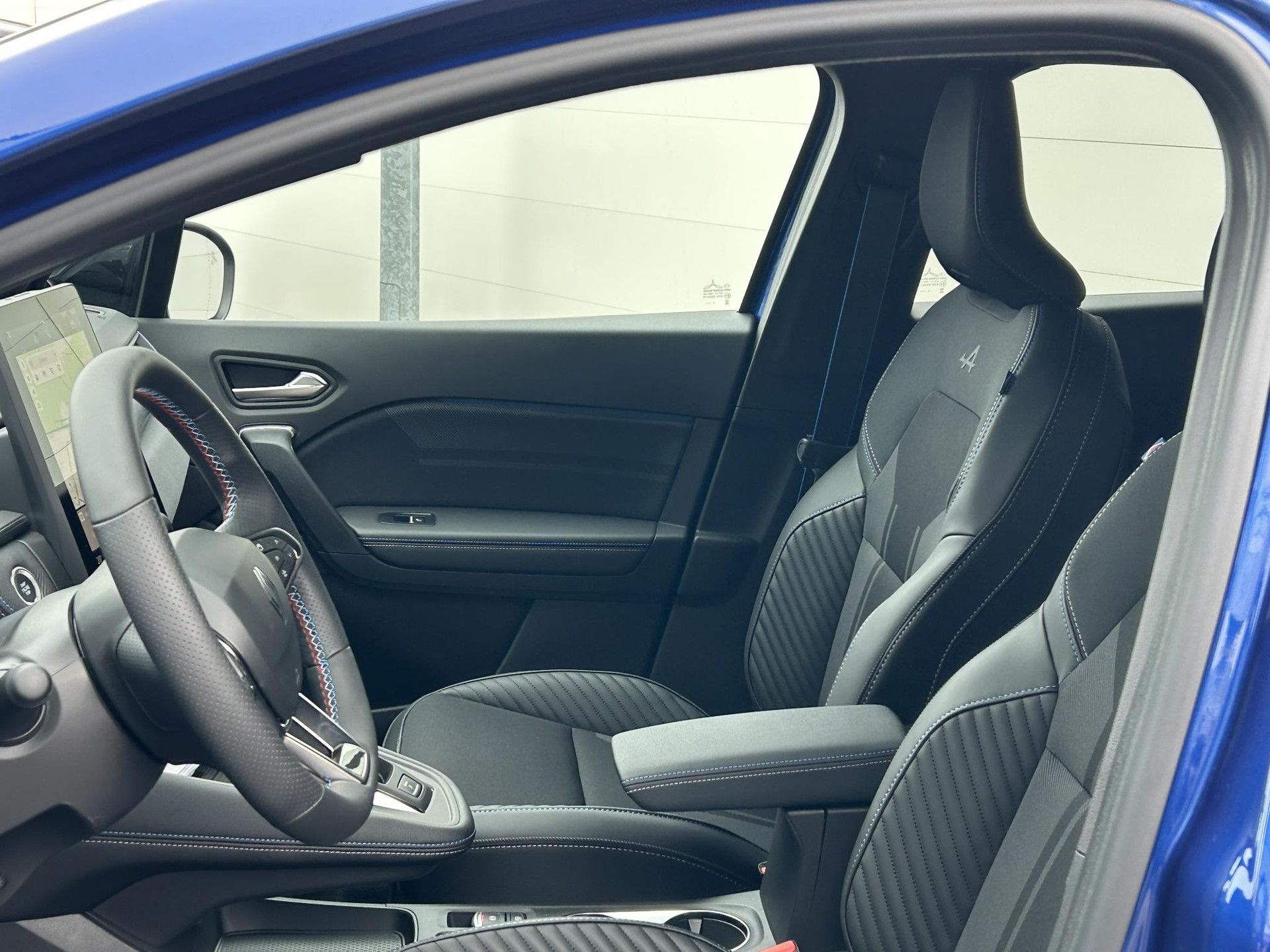 Renault Captur met kenteken KFB-33-X – detailfoto
