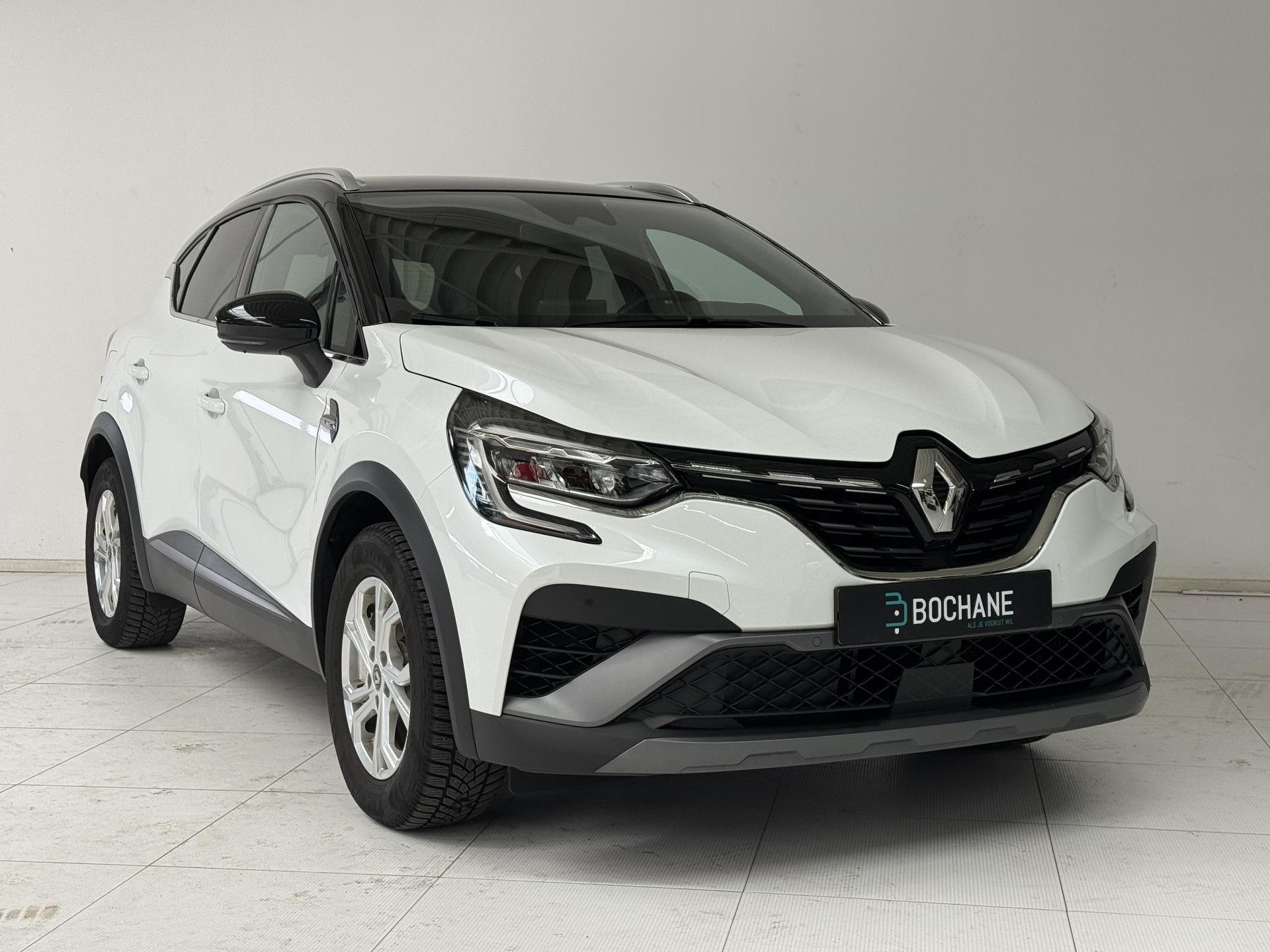 Renault Captur met kenteken S-112-RN – detailfoto