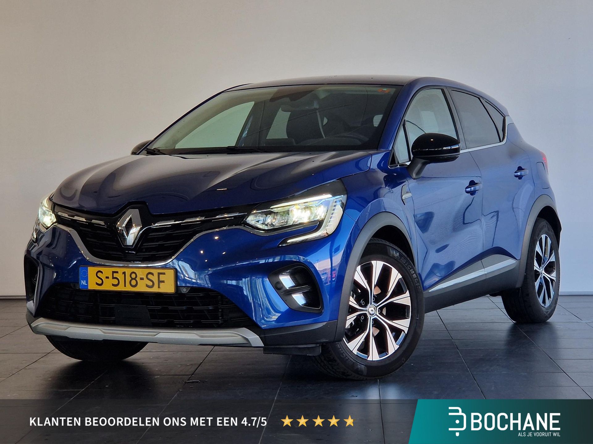 Renault Captur met kenteken S-518-SF – vooraanzicht