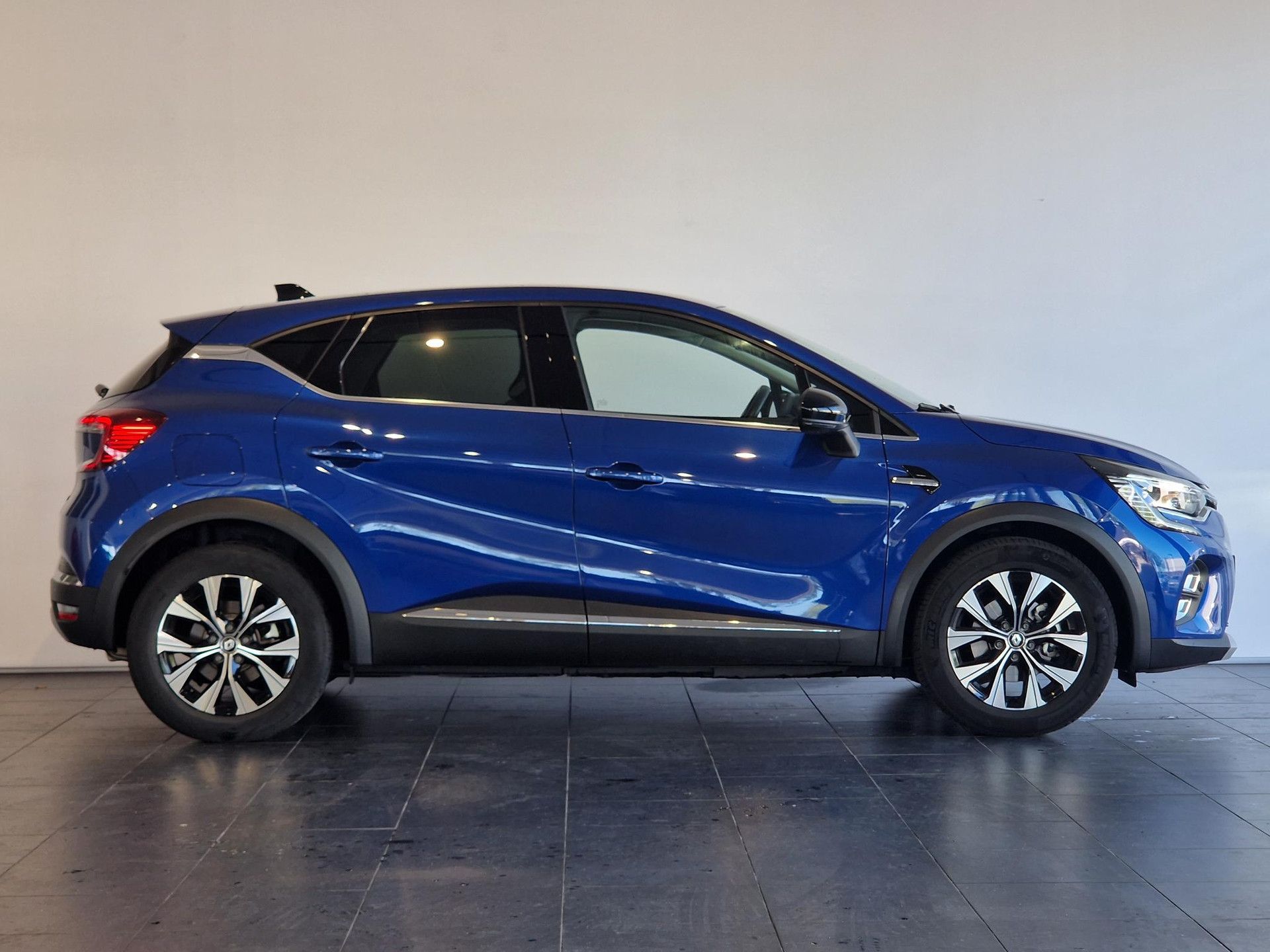 Renault Captur met kenteken S-518-SF – detailfoto