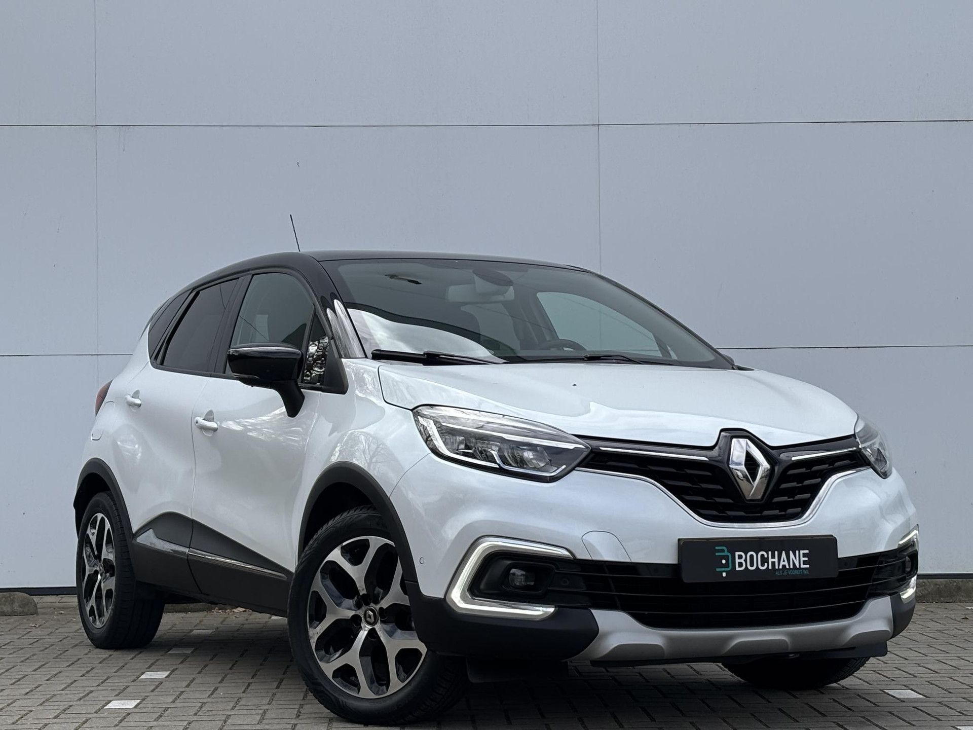 Renault Captur met kenteken ZP-211-X – detailfoto