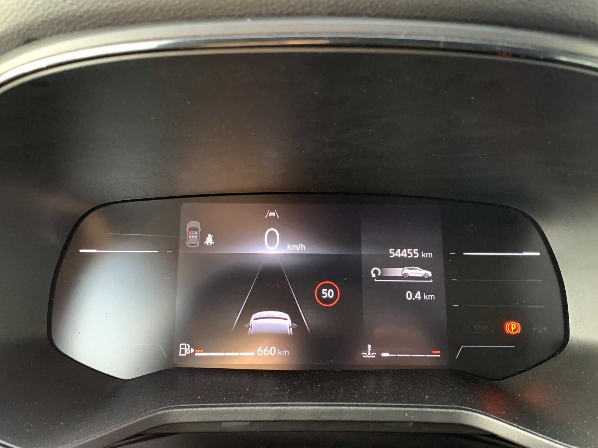 Renault Clio met kenteken GBZ-34-F – dashboard
