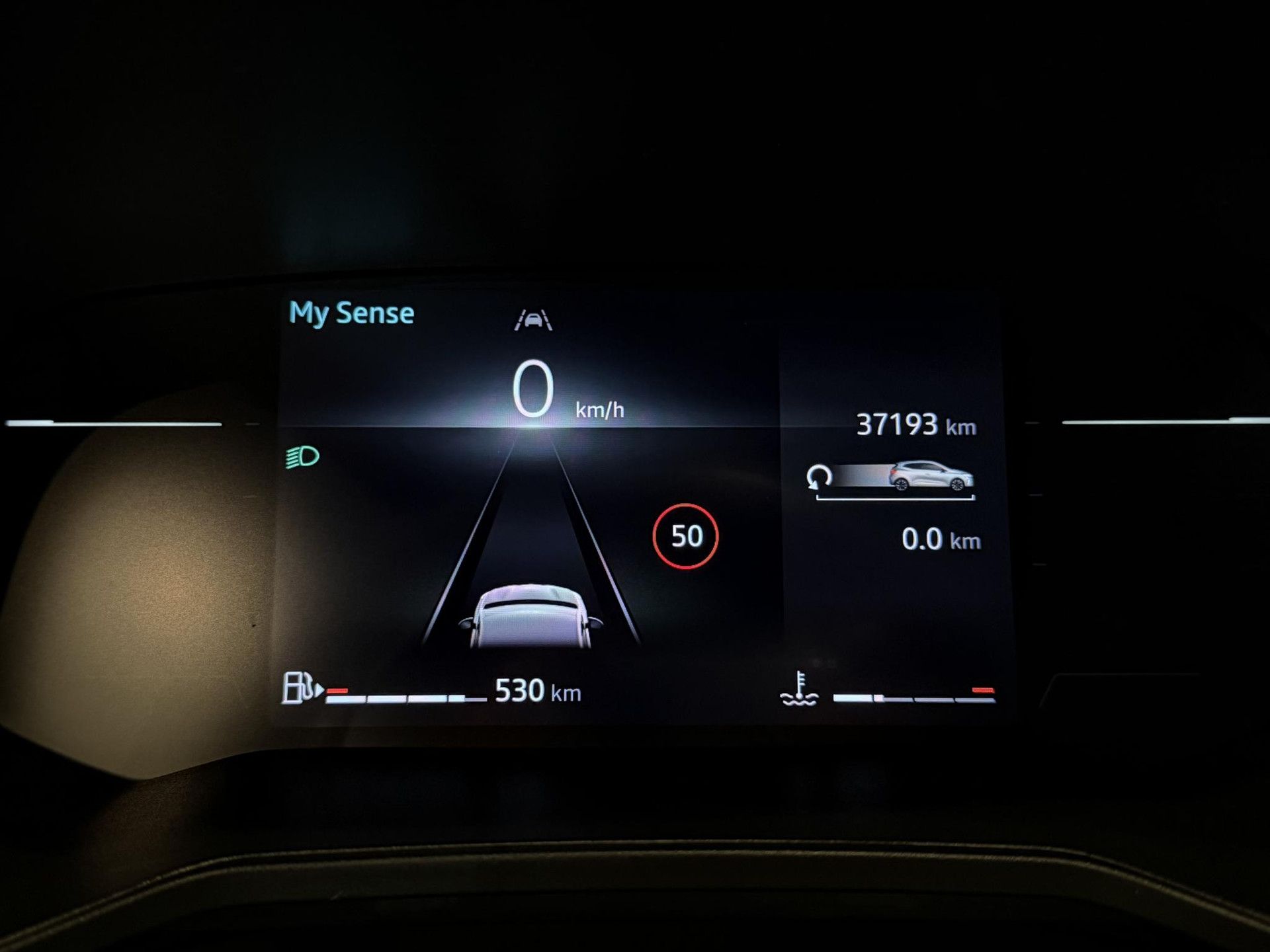 Renault Clio met kenteken GFN-17-L – dashboard