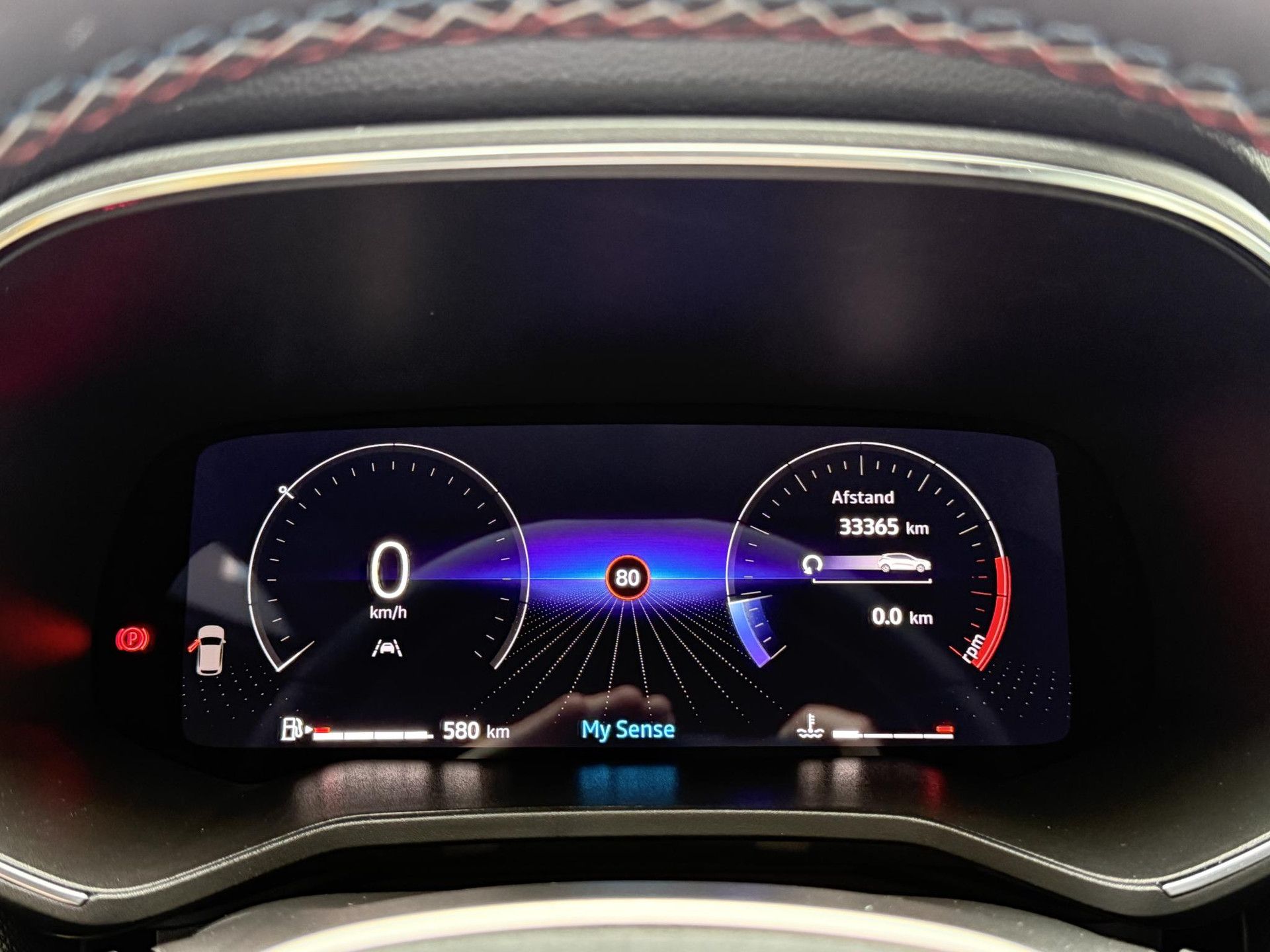 Renault Clio met kenteken GLJ-76-R – dashboard